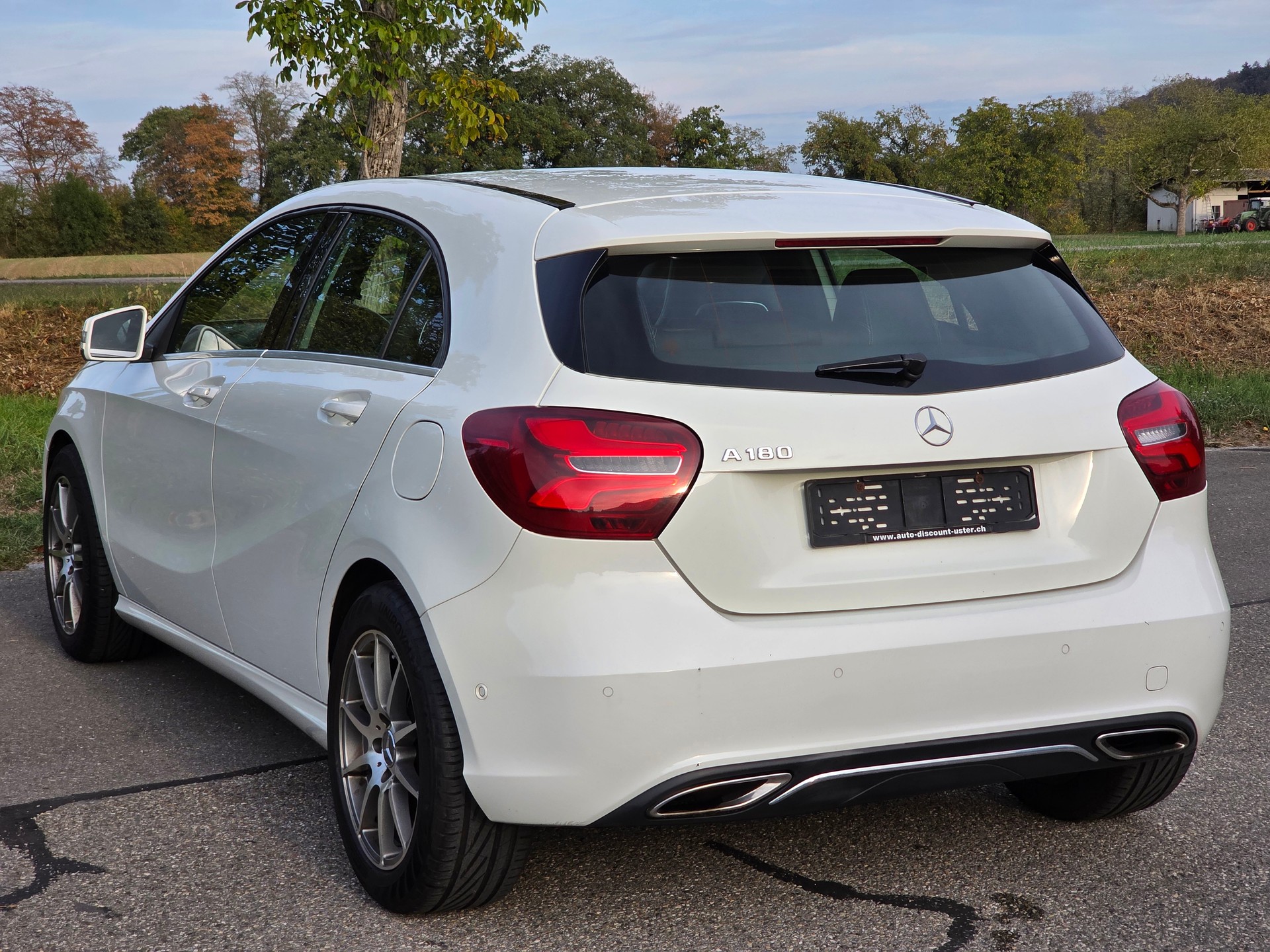 MERCEDES-BENZ A 180 Urban 7G-DCT (Hagelschaden)-image-5