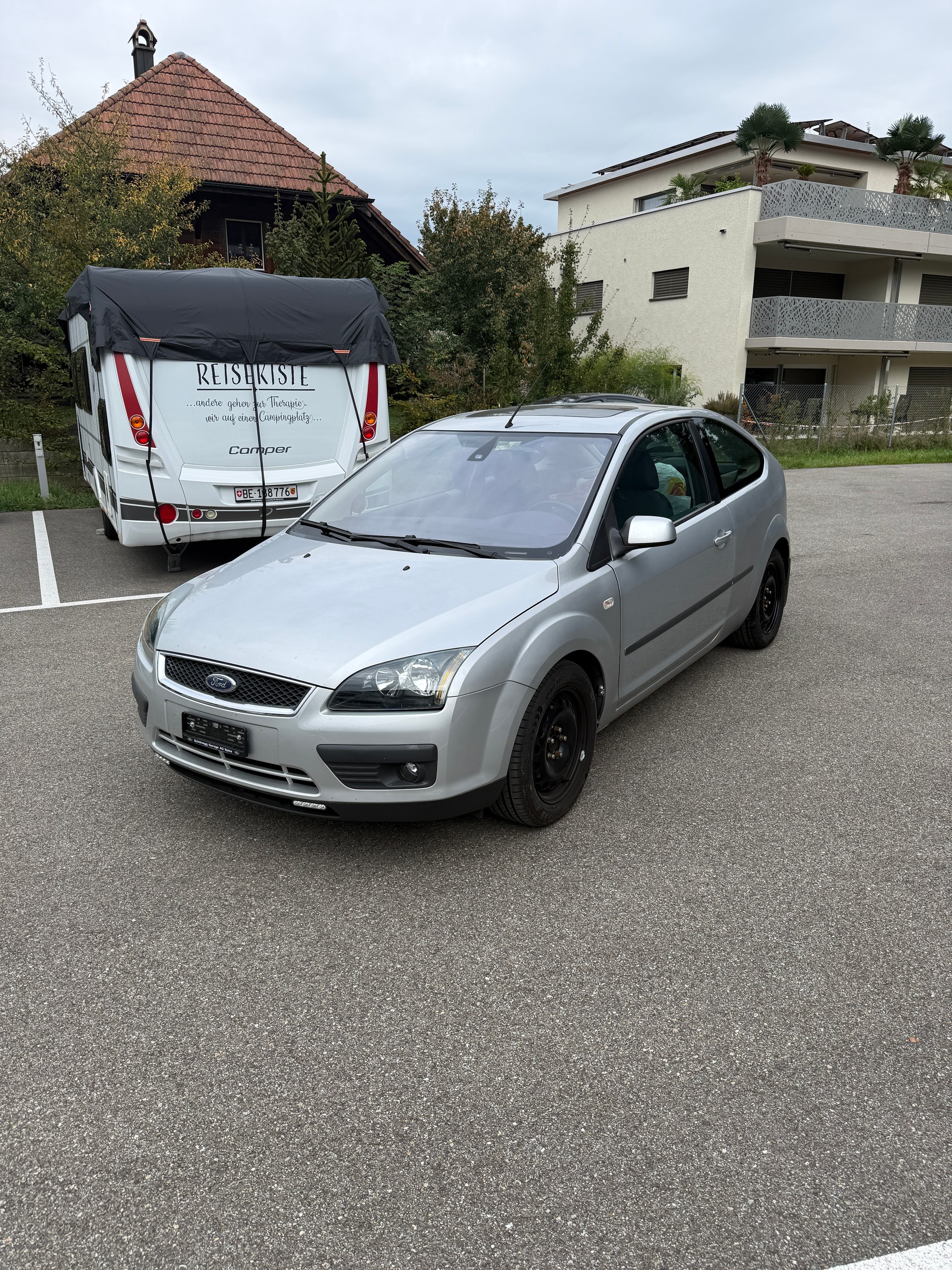 FORD Focus 1.6i VCT Trend-image-1
