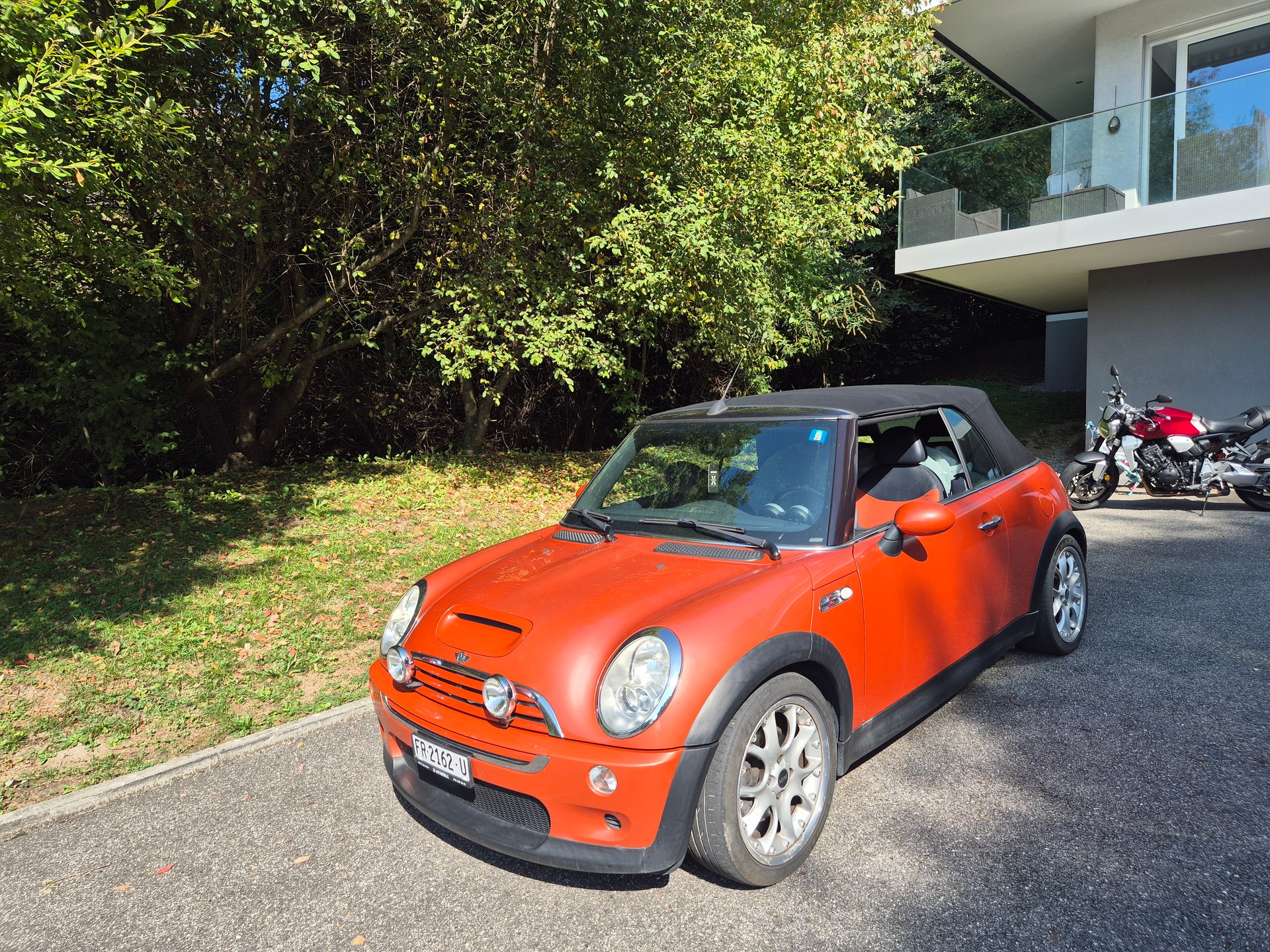 MINI Cooper S Cabriolet-image-7