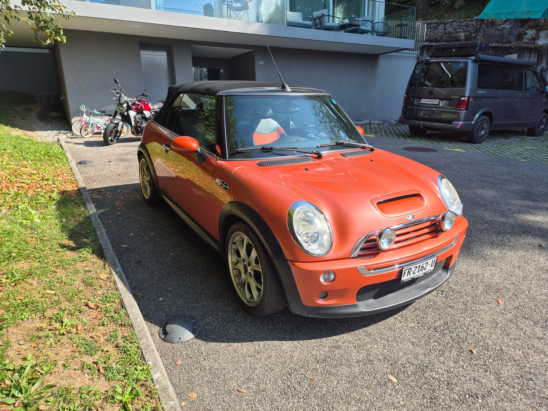MINI Cooper S Cabriolet-image-8
