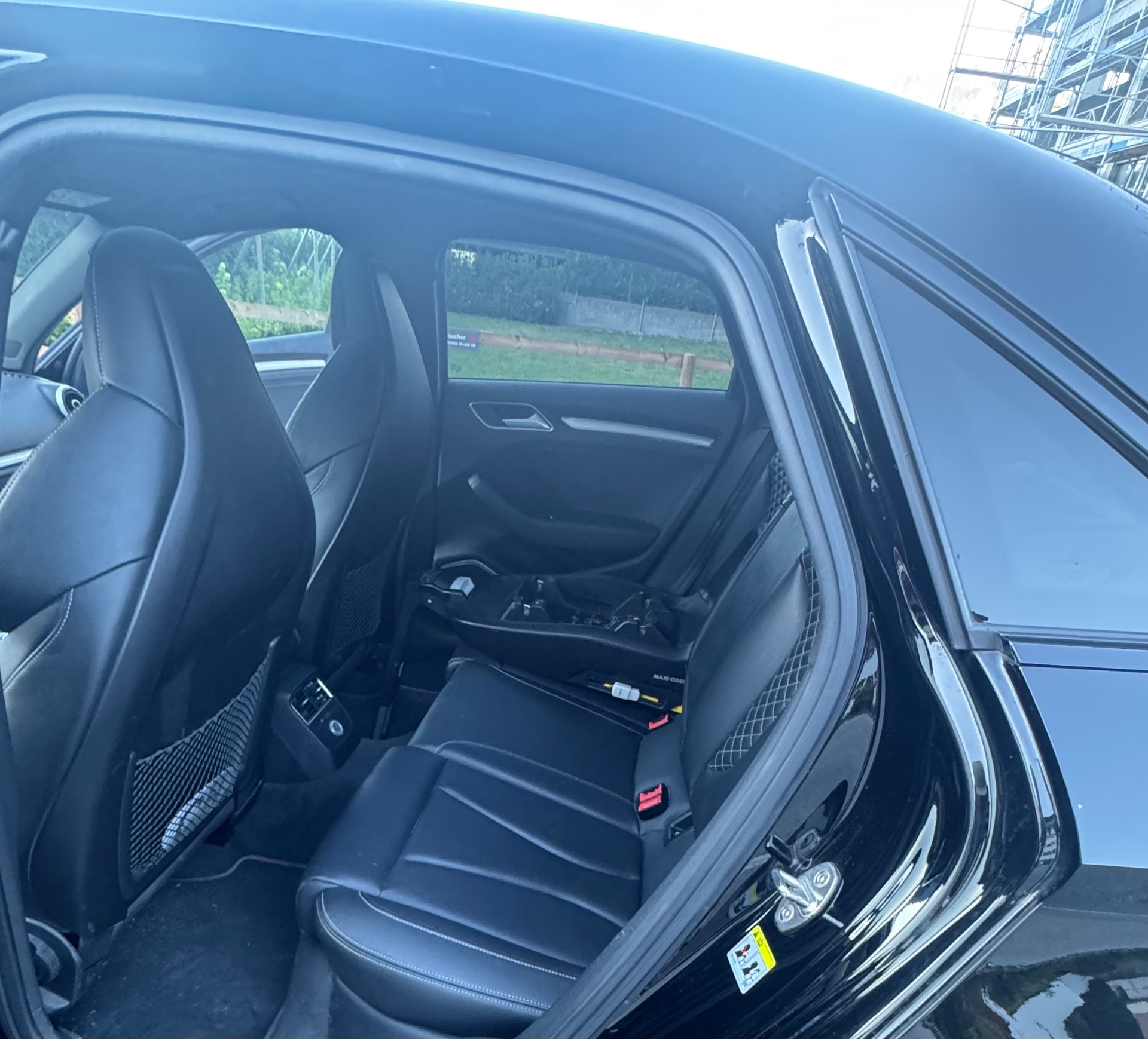 AUDI 2.0 T FSI quattro S-Tronic-image-8