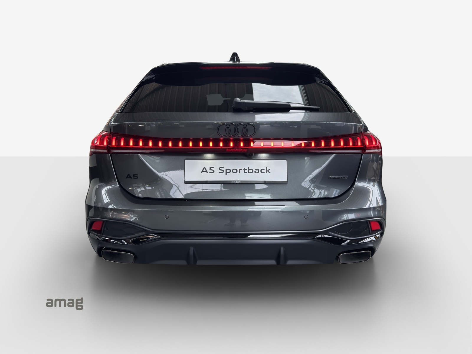 AUDI A5 Avant e-hybrid quattro 270 kW S tronic-image-2