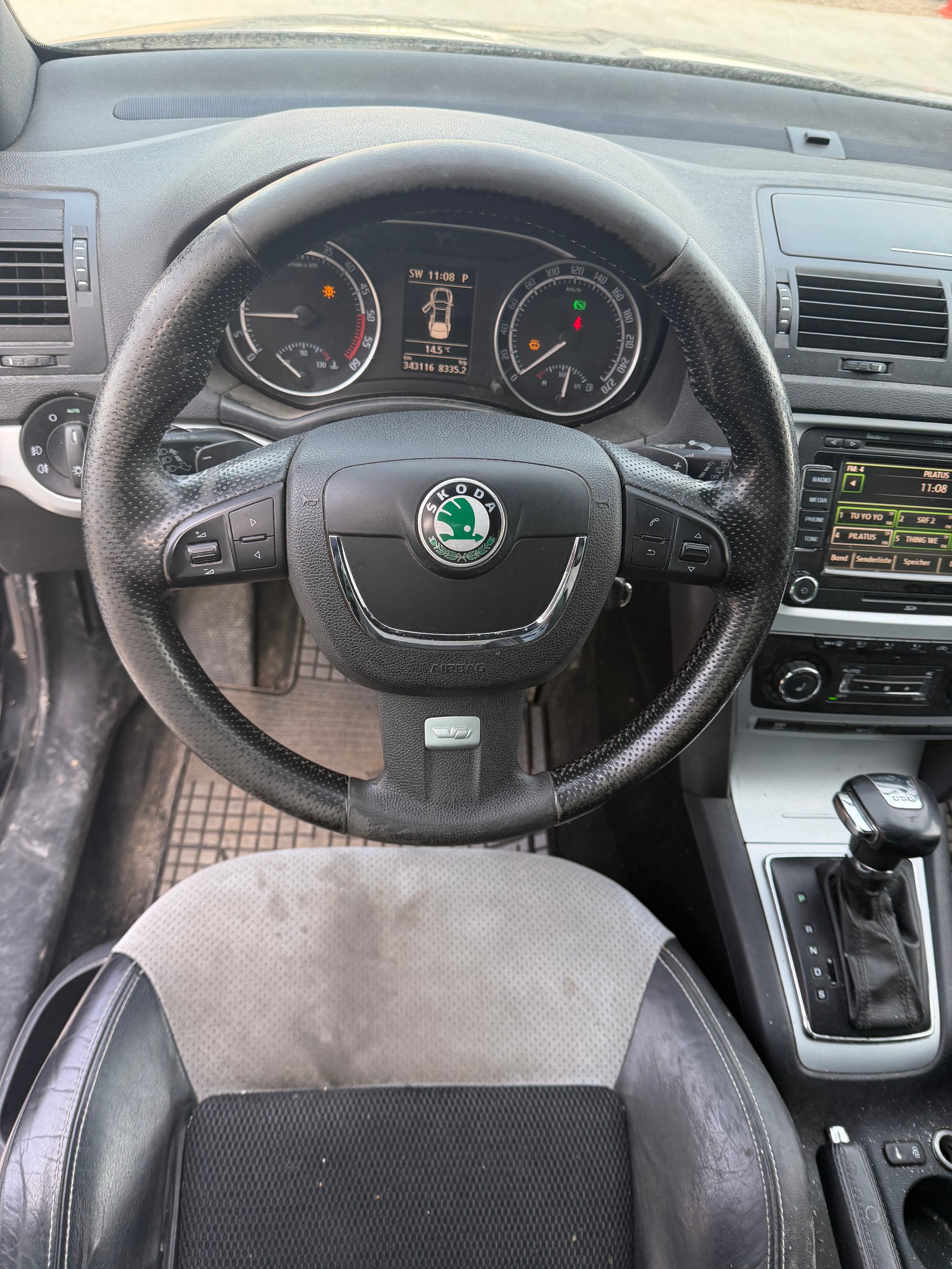 SKODA Octavia 2.0 TDI RS DSG-image-6