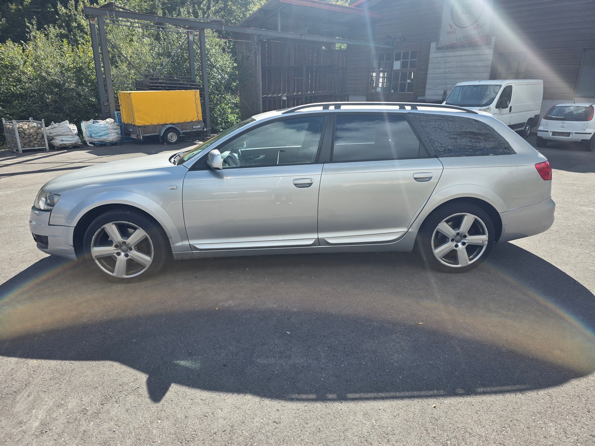 AUDI A6 allroad 3.0 TDI quattro-image-6