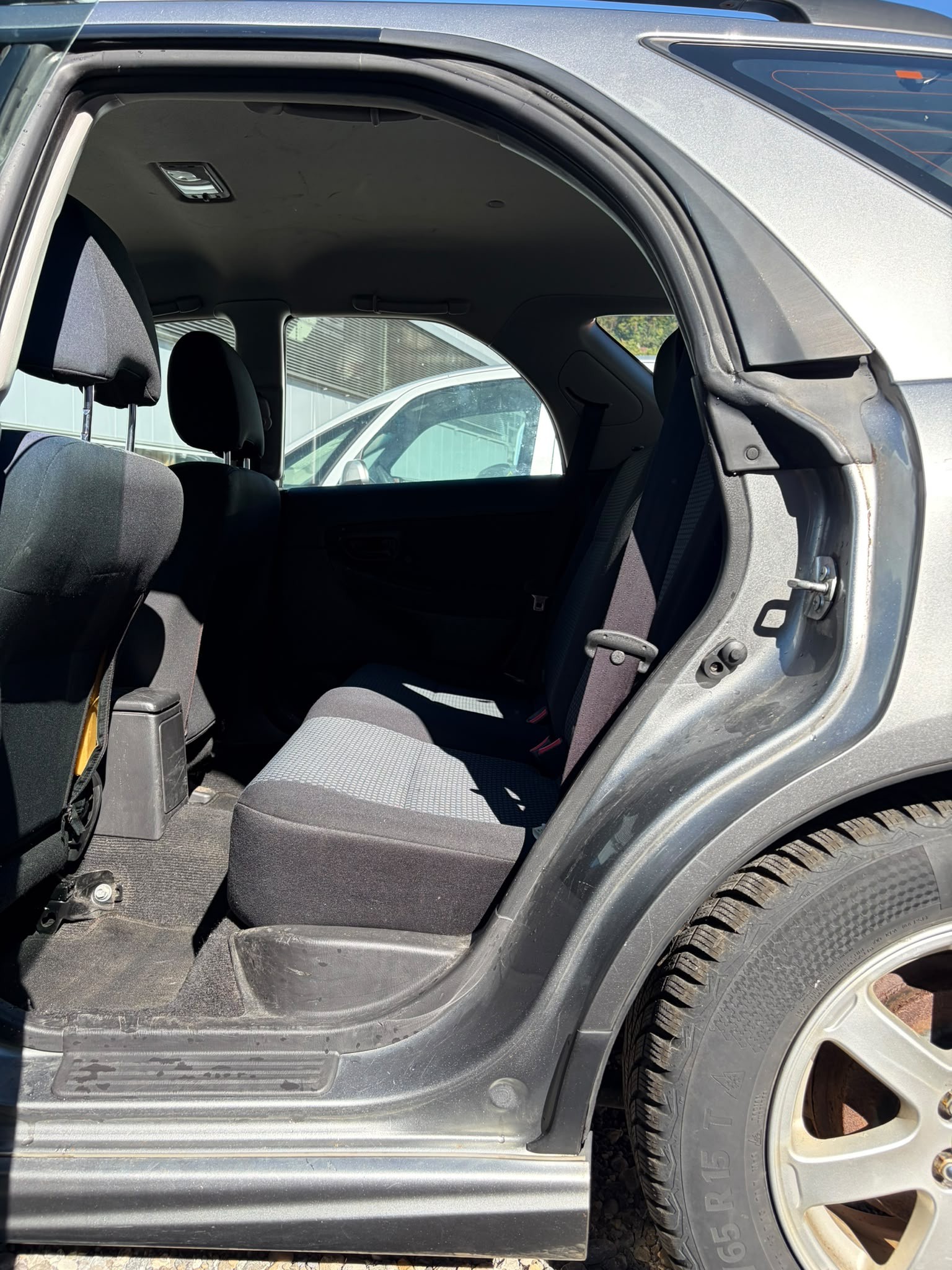 SUBARU Impreza 1.5R Swiss De Luxe Automatic-image-9