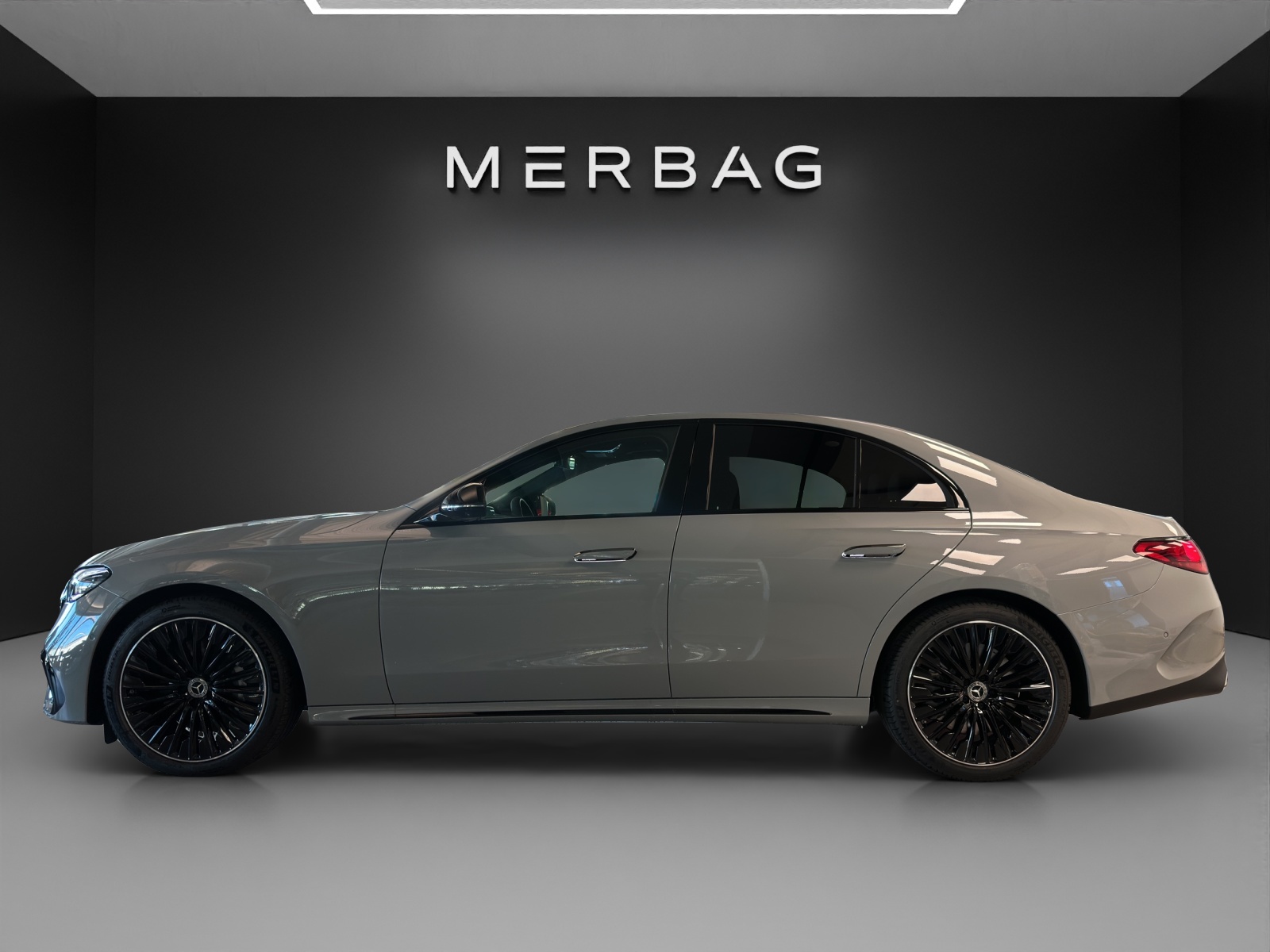 MERCEDES-BENZ E 450 d 4Matic 9G-Tronic-image-2