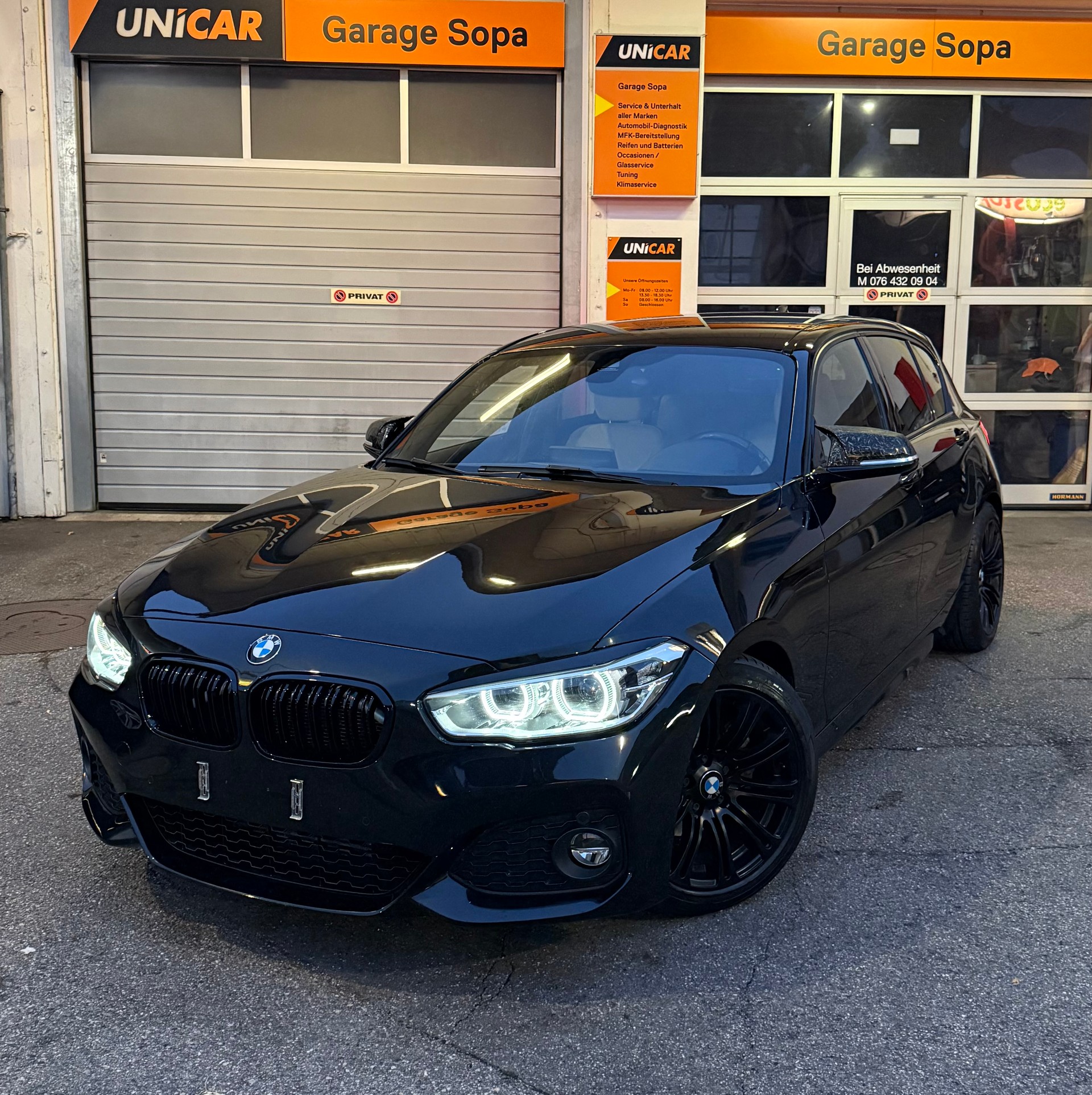 BMW 120i M Sport Steptronic-image-0