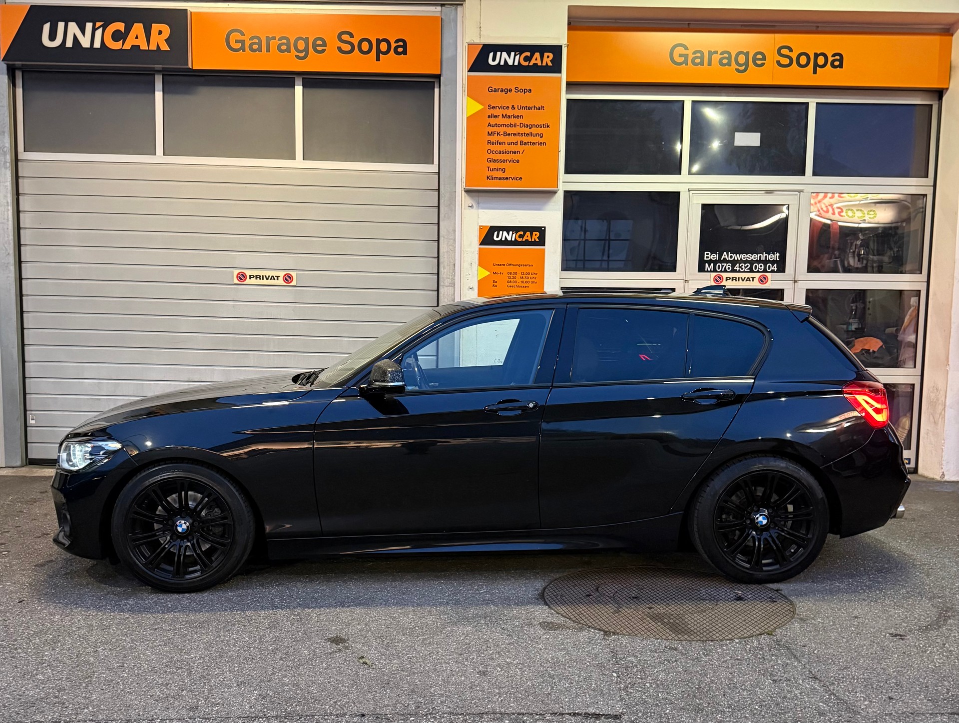 BMW 120i M Sport Steptronic-image-1