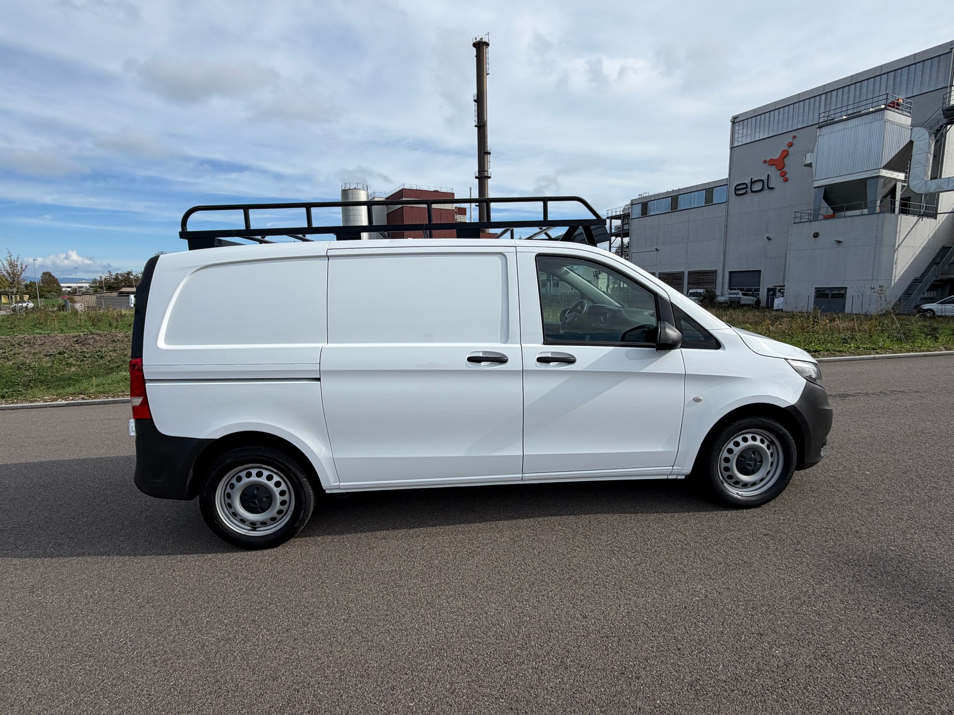 MERCEDES-BENZ 116 CDI Base 3 Sitze 163 PS (120 kW)-image-5
