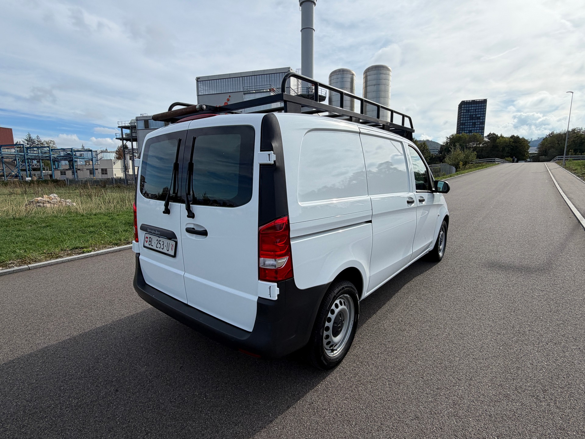 MERCEDES-BENZ 116 CDI Base 3 Sitze 163 PS (120 kW)-image-6