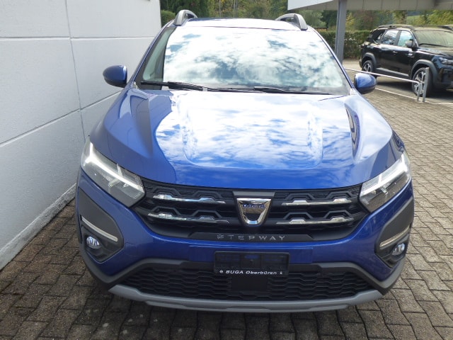 DACIA Sandero Stepway TCe 90 Comfort CVT-image-2