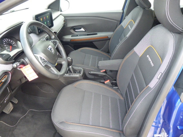 DACIA Sandero Stepway TCe 90 Comfort CVT-image-5