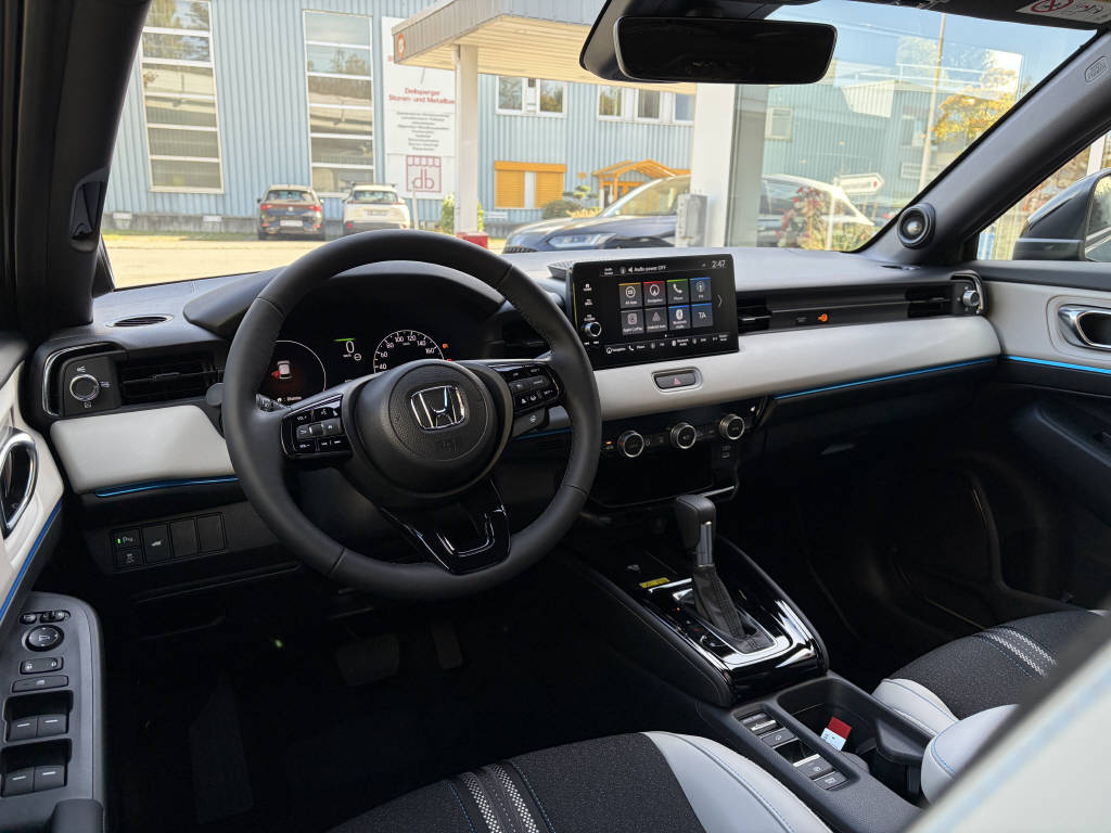 HONDA HR-V 1.5 i-MMD Advance Style P-image-5