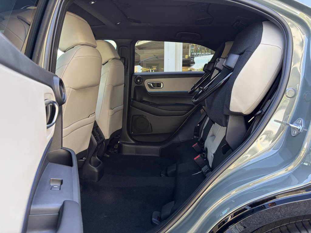 HONDA HR-V 1.5 i-MMD Advance Style P-image-7