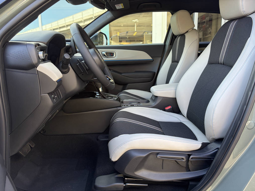 HONDA HR-V 1.5 i-MMD Advance Style P-image-4