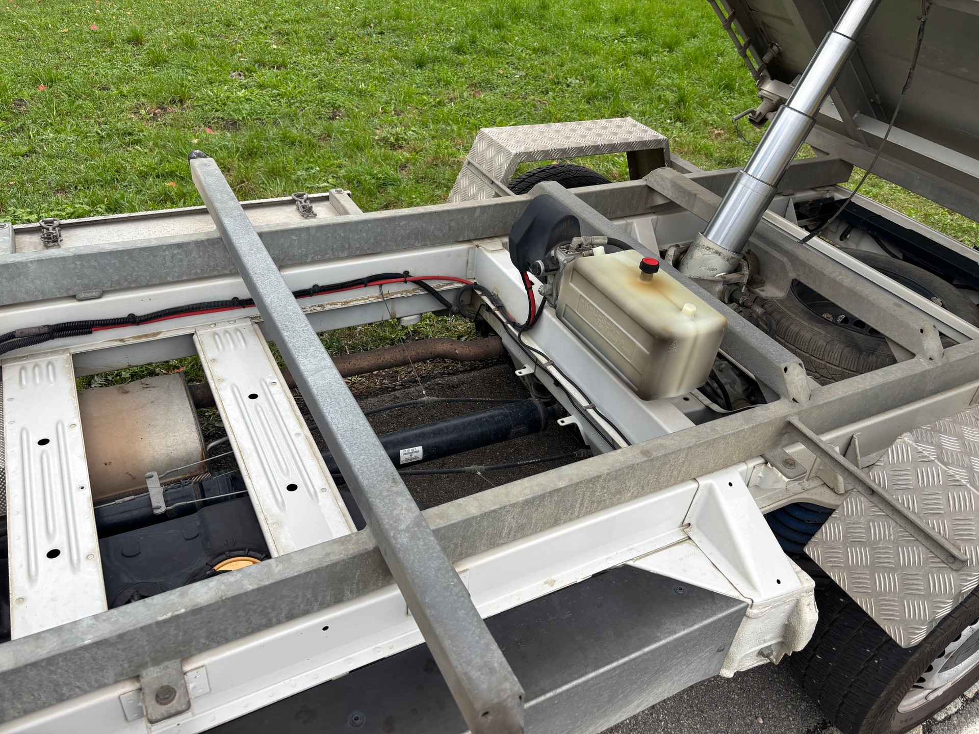 VW T5 2.0 TDI 4Motion-image-6