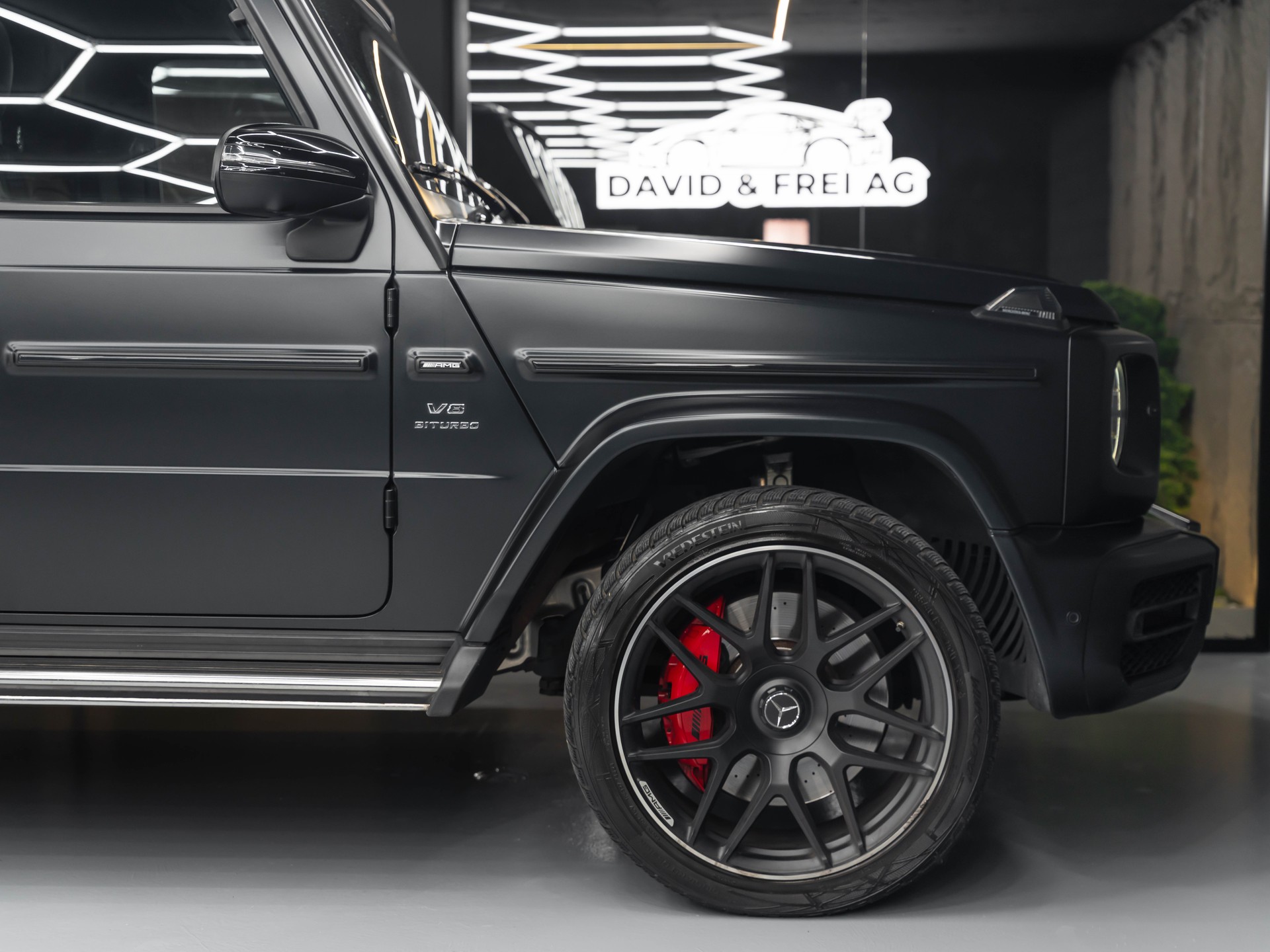 MERCEDES-BENZ G 63 AMG Speedshift Plus G-Tronic-image-12