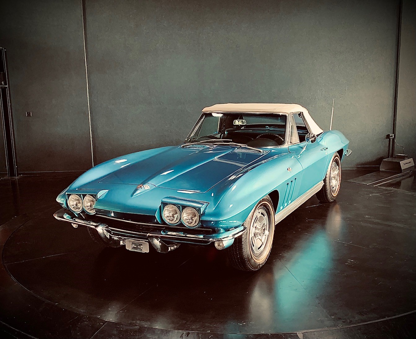 CHEVROLET CORVETTE Cabriolet / VETERAN-image-1