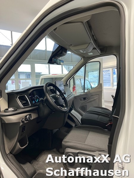 FORD E-Transit Van 350 L3H2 67kWh Trend-image-11