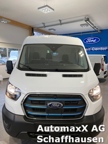 FORD E-Transit Van 350 L3H2 67kWh Trend-image-1