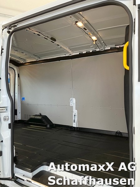FORD E-Transit Van 350 L3H2 67kWh Trend-image-9
