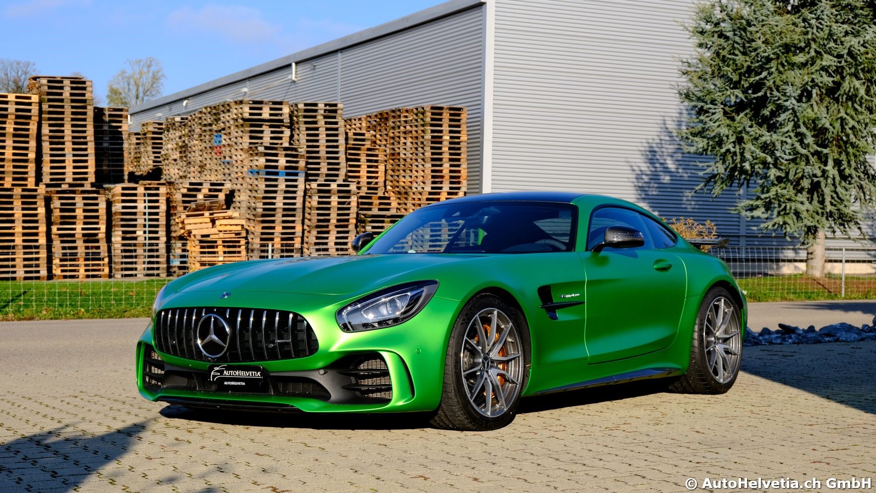 MERCEDES-BENZ AMG GT R Speedshift DCT-image-15