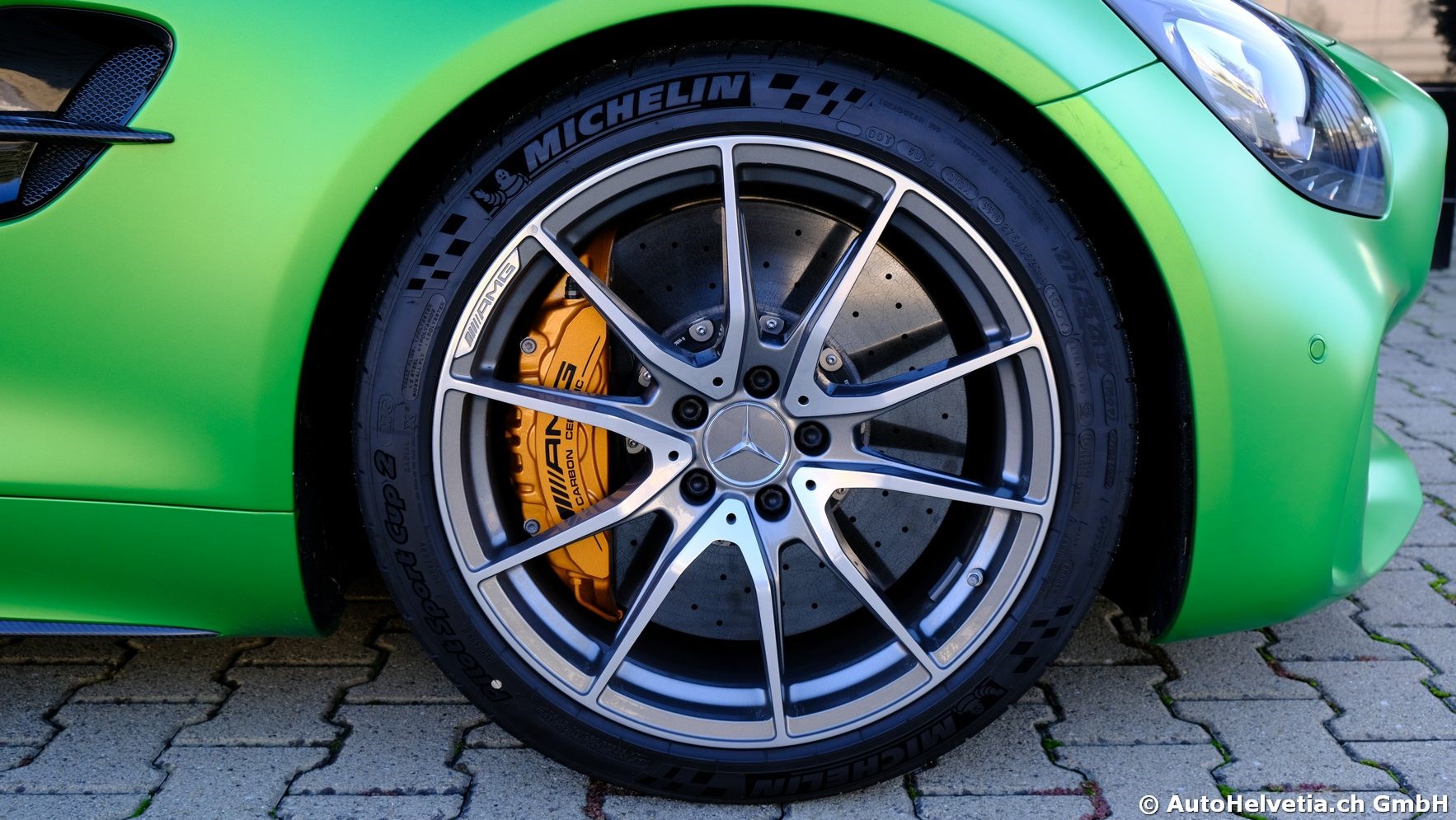 MERCEDES-BENZ AMG GT R Speedshift DCT-image-8