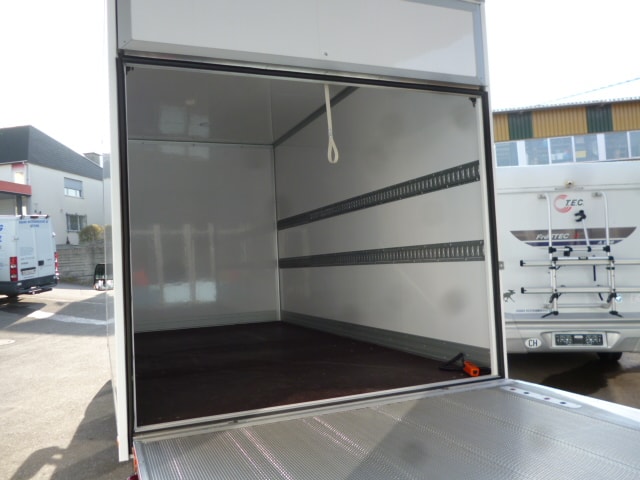IVECO 35 S 18H Kasten mit Hebebühne verstärkte Federung hinten-image-2