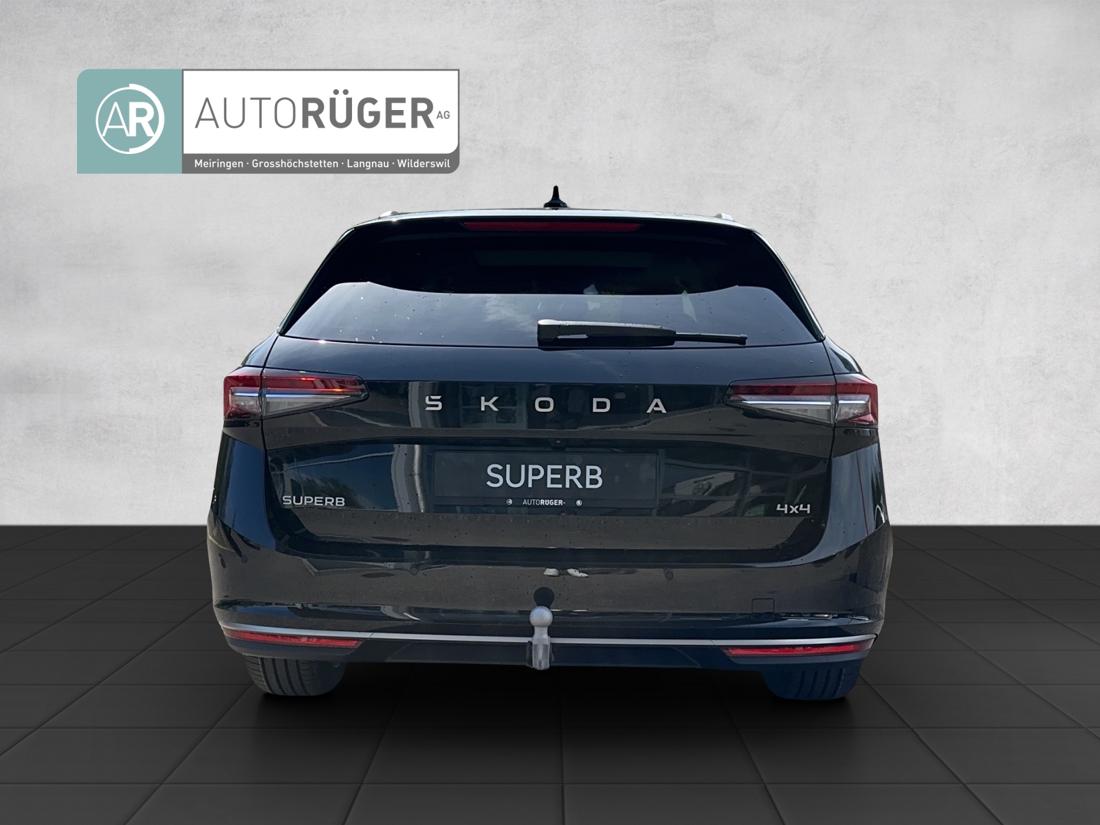 SKODA Superb Combi 2.0 TDi L&K 4x4 DSG-image-4