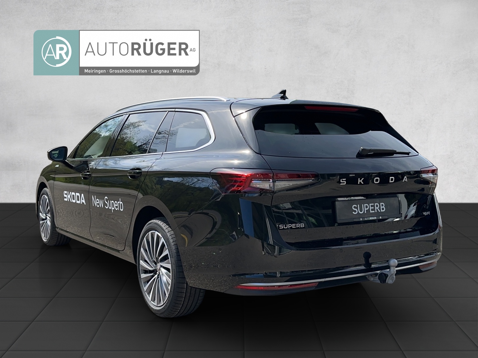SKODA Superb Combi 2.0 TDi L&K 4x4 DSG-image-3