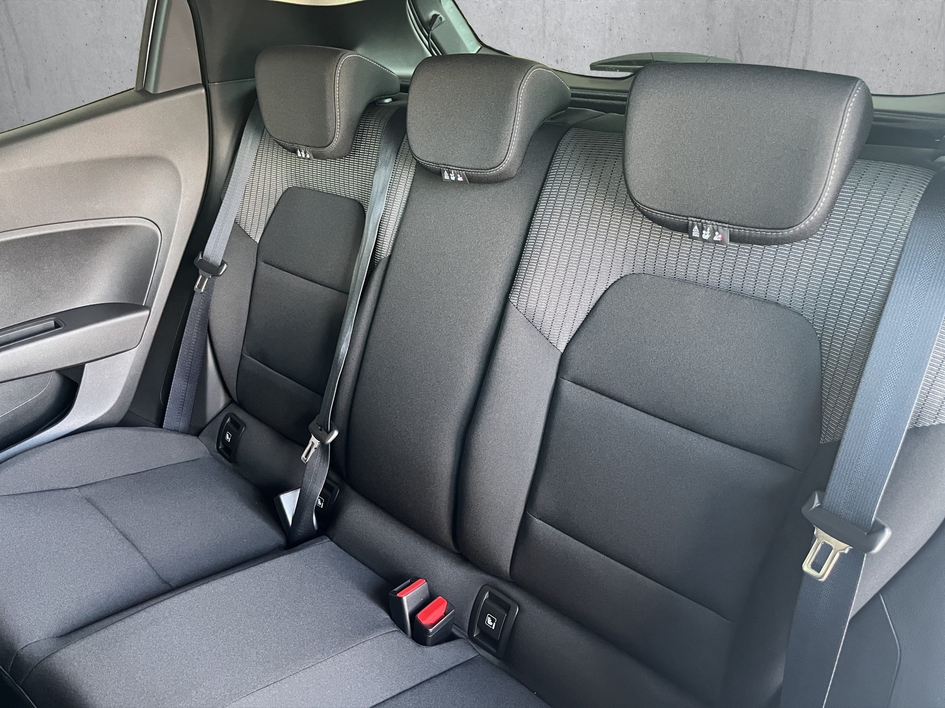 MITSUBISHI COLT 1.0 Inform-image-11
