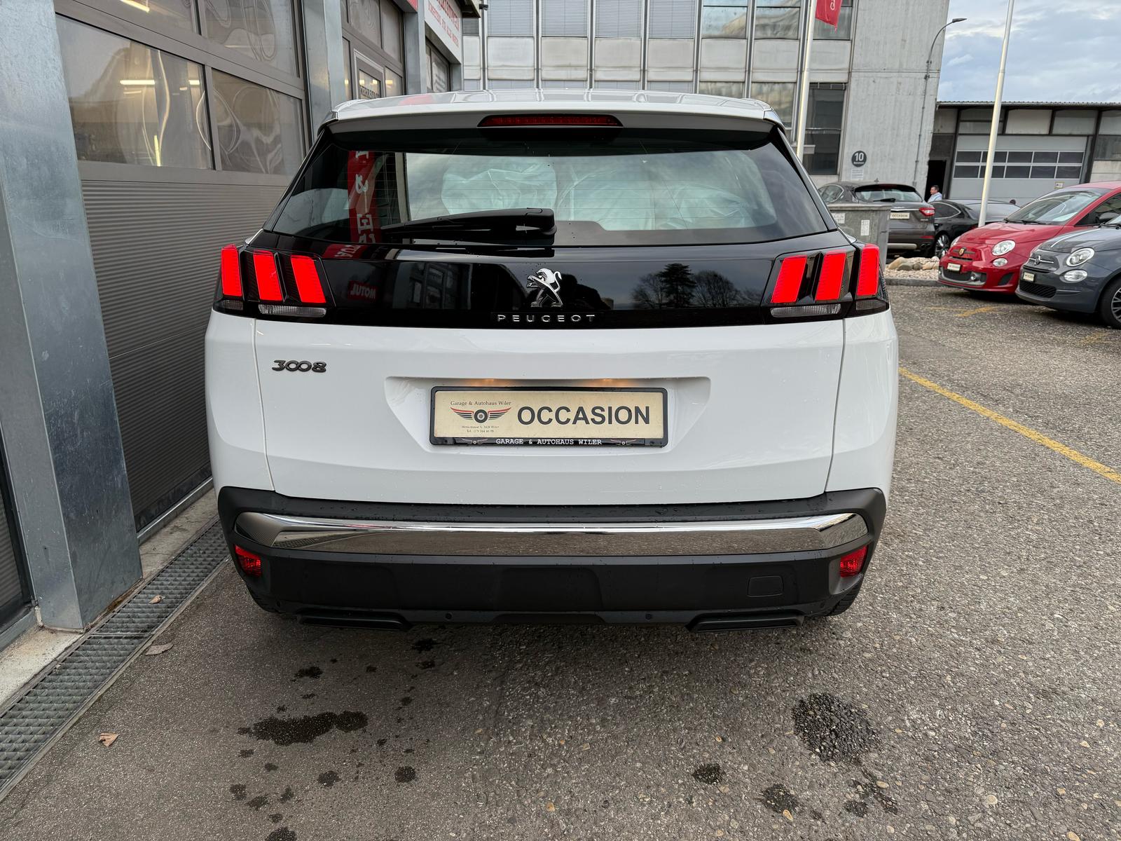 PEUGEOT 3008 1.2 PureTech Access-image-5