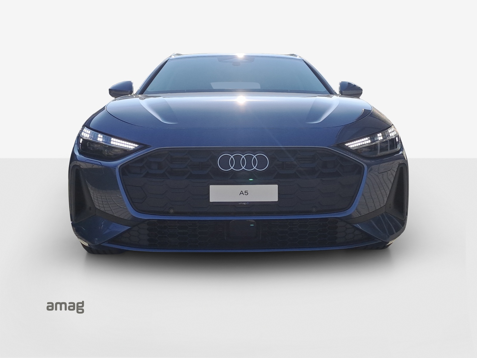 AUDI A5 Avant TDI quattro 150 kW Attraction S tronic-image-6