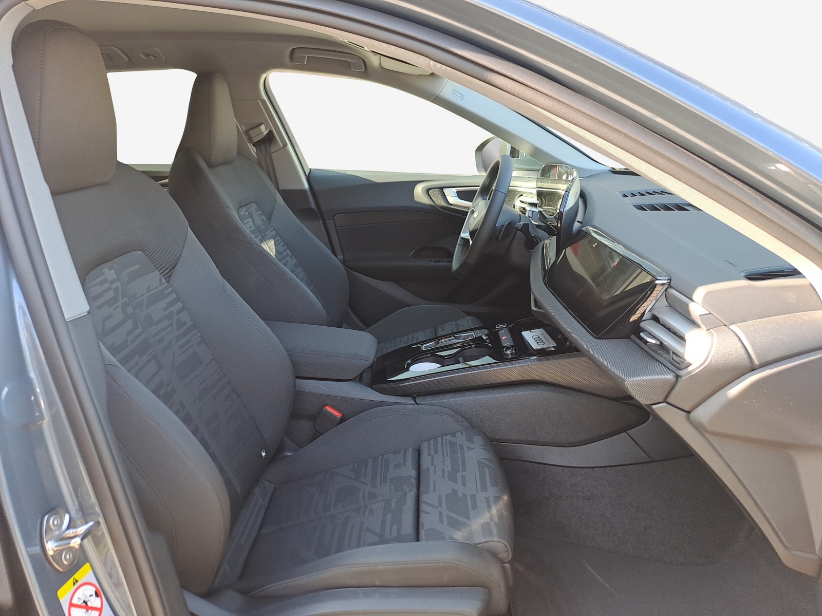 AUDI A5 Avant TDI quattro 150 kW Attraction S tronic-image-13