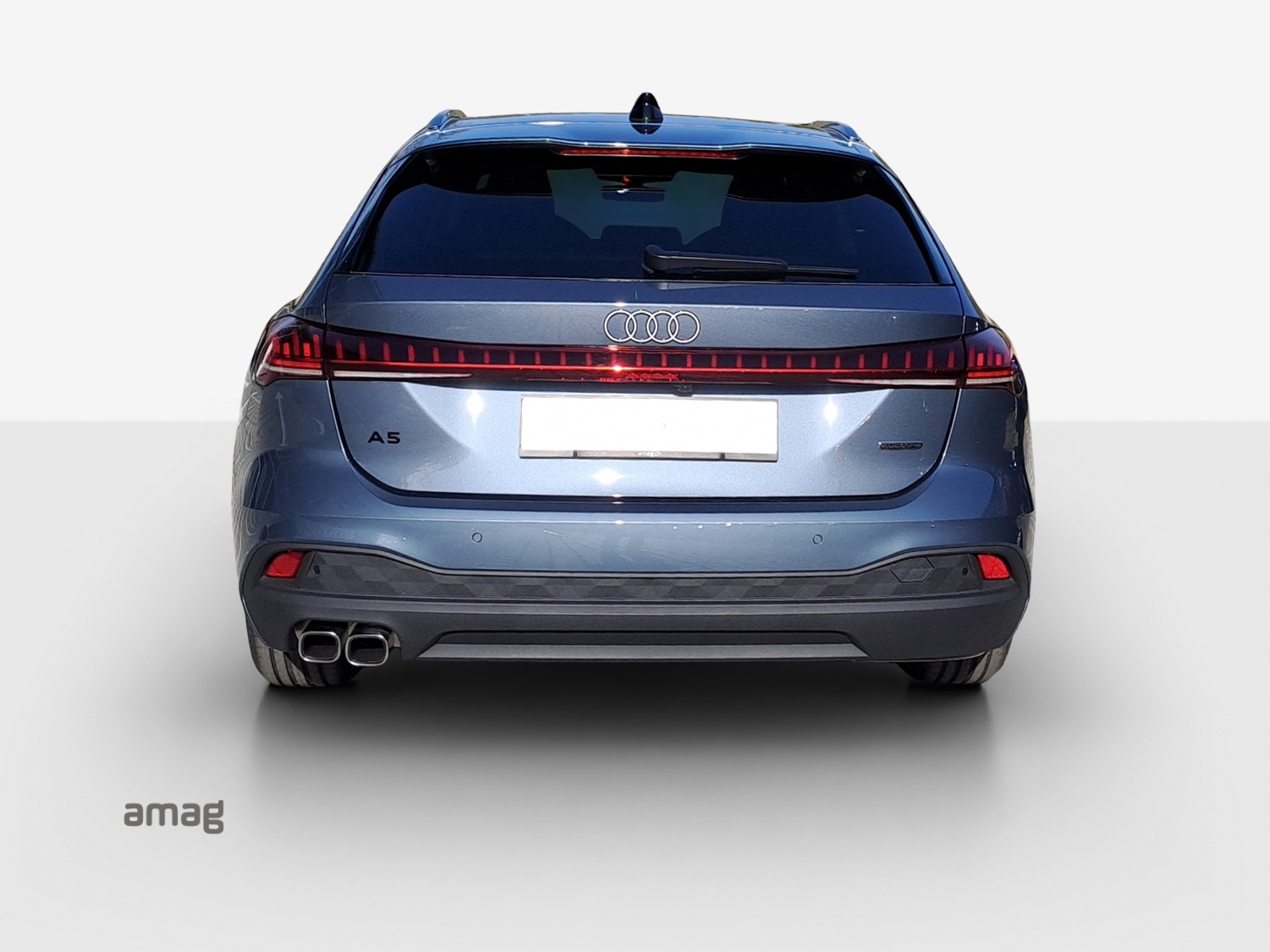 AUDI A5 Avant TDI quattro 150 kW Attraction S tronic-image-3