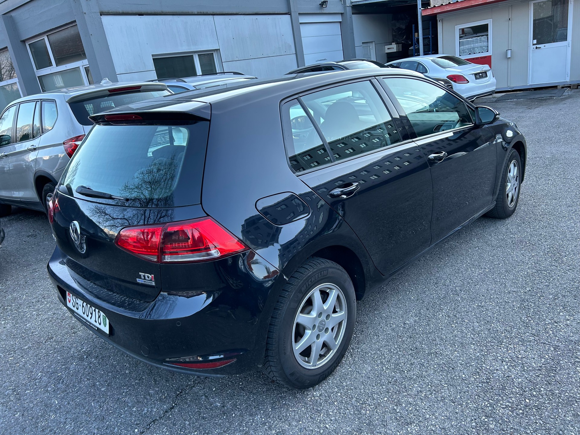 VW Golf 1.6 TDI Trendline DSG-image-2