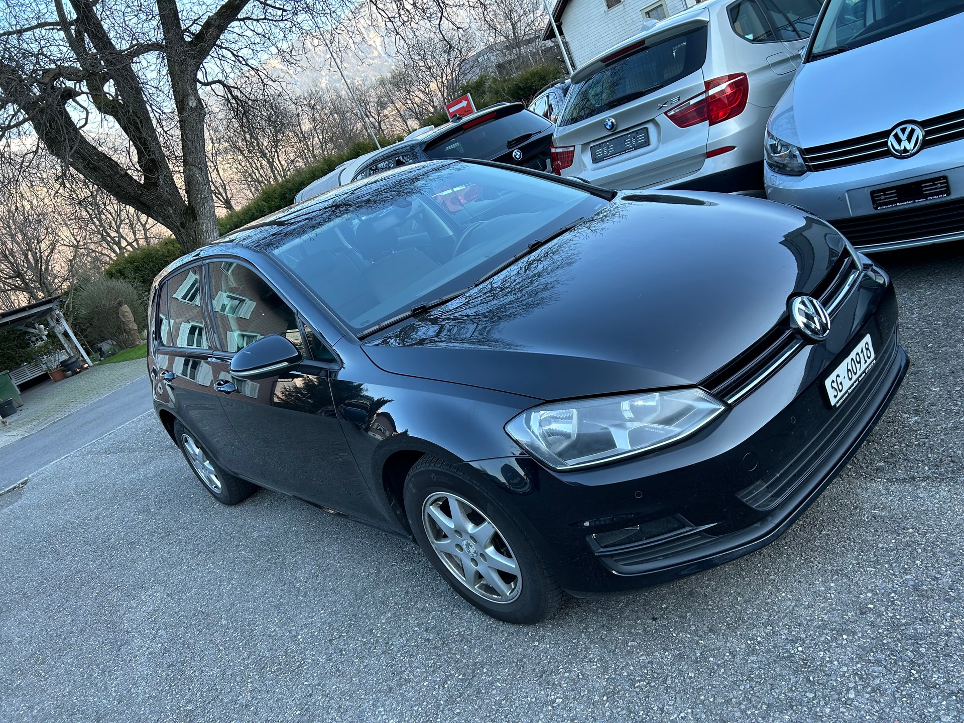 VW Golf 1.6 TDI Trendline DSG-image-1