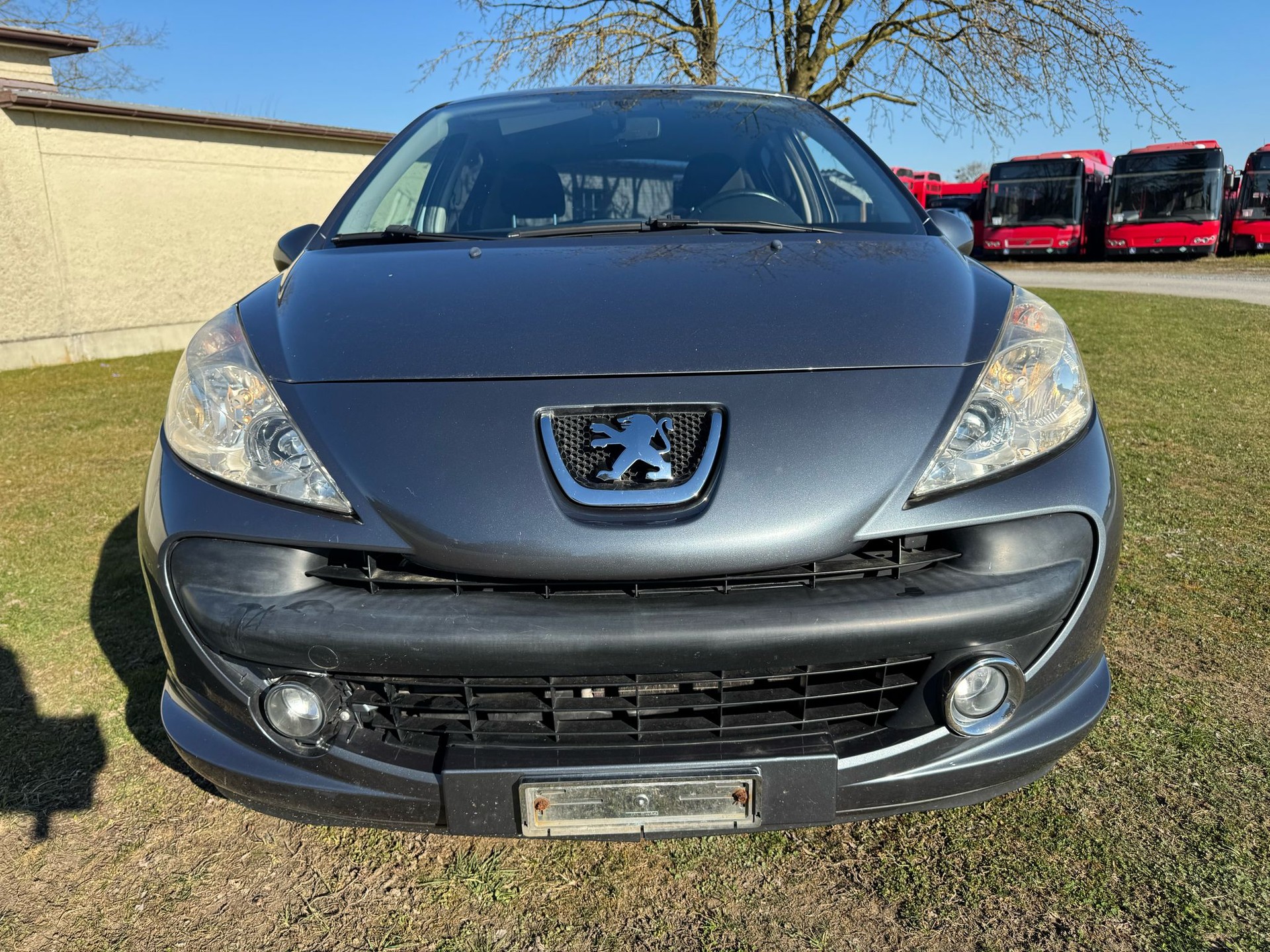 PEUGEOT 207 1.6 16V XS-image-2