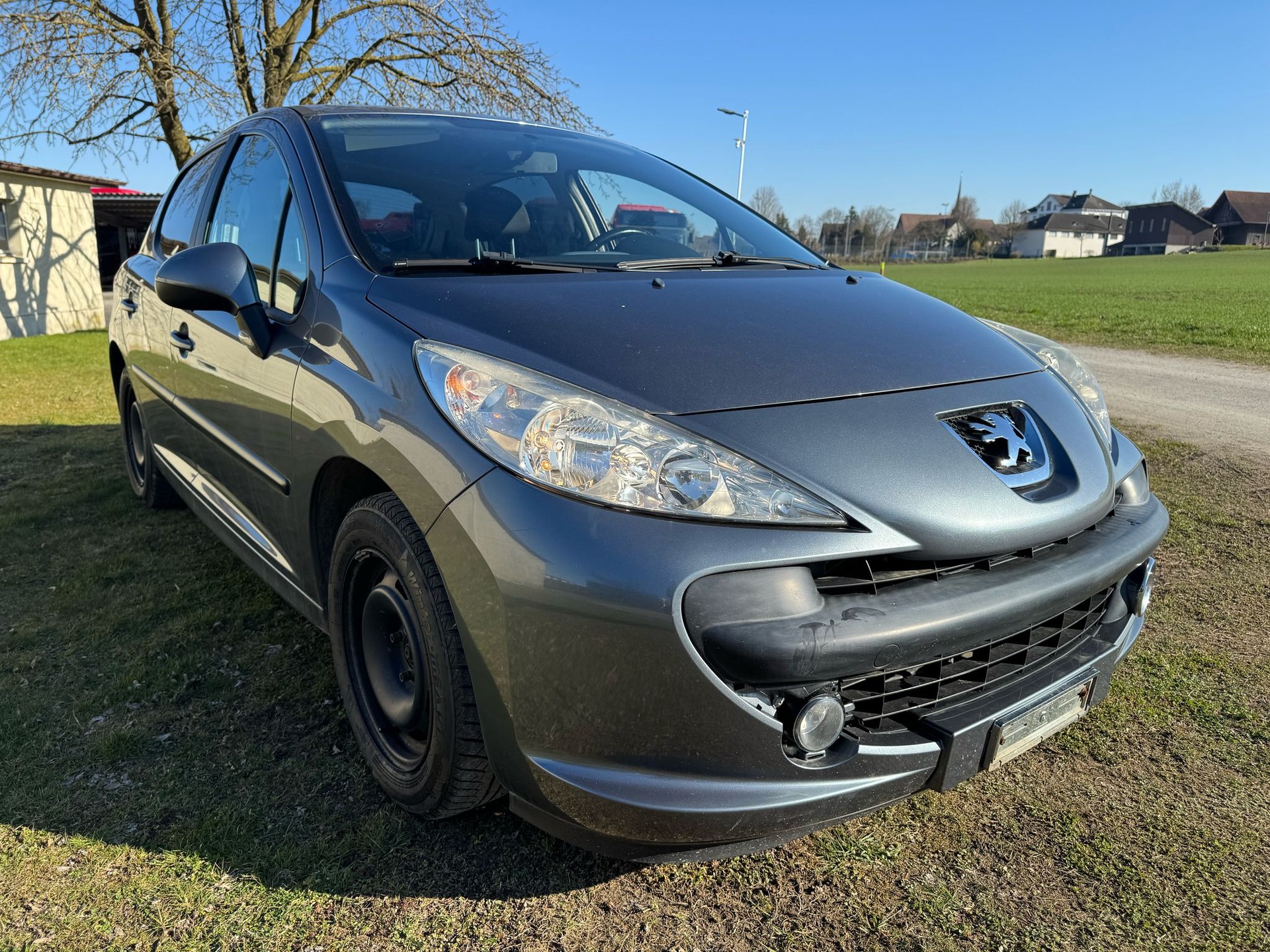 PEUGEOT 207 1.6 16V XS-image-0