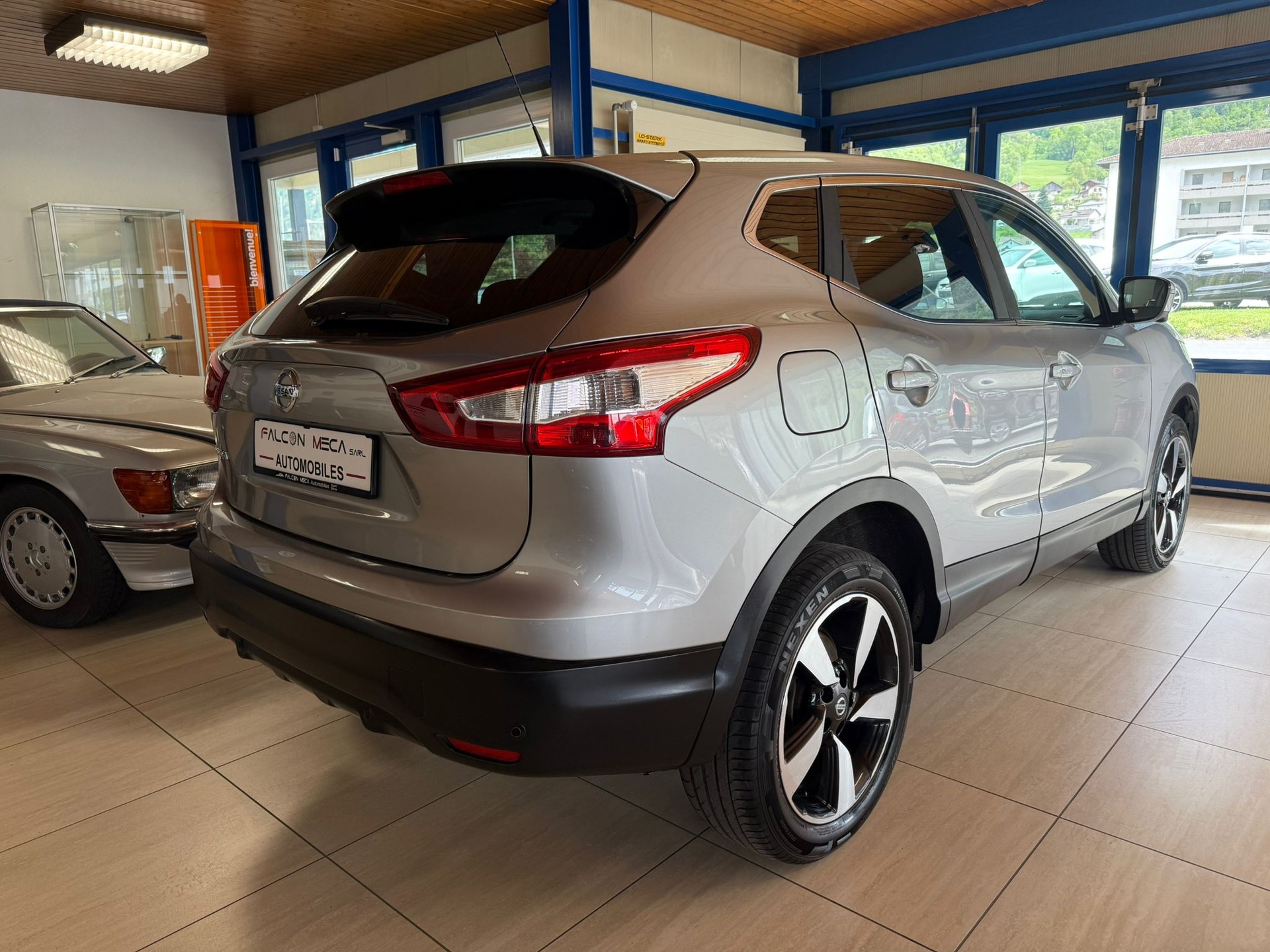 NISSAN Qashqai 1.6 dCi 360 4x4-image-5