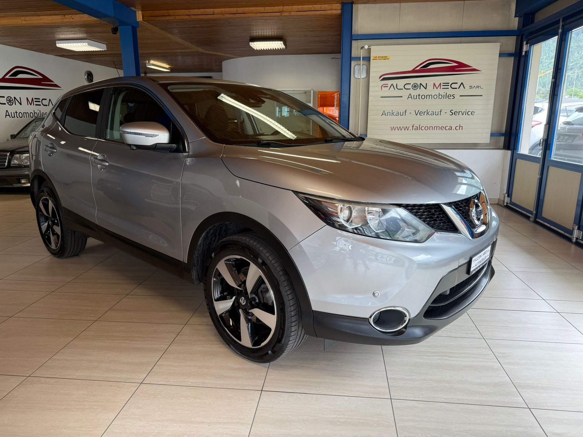 NISSAN Qashqai 1.6 dCi 360 4x4-image-8