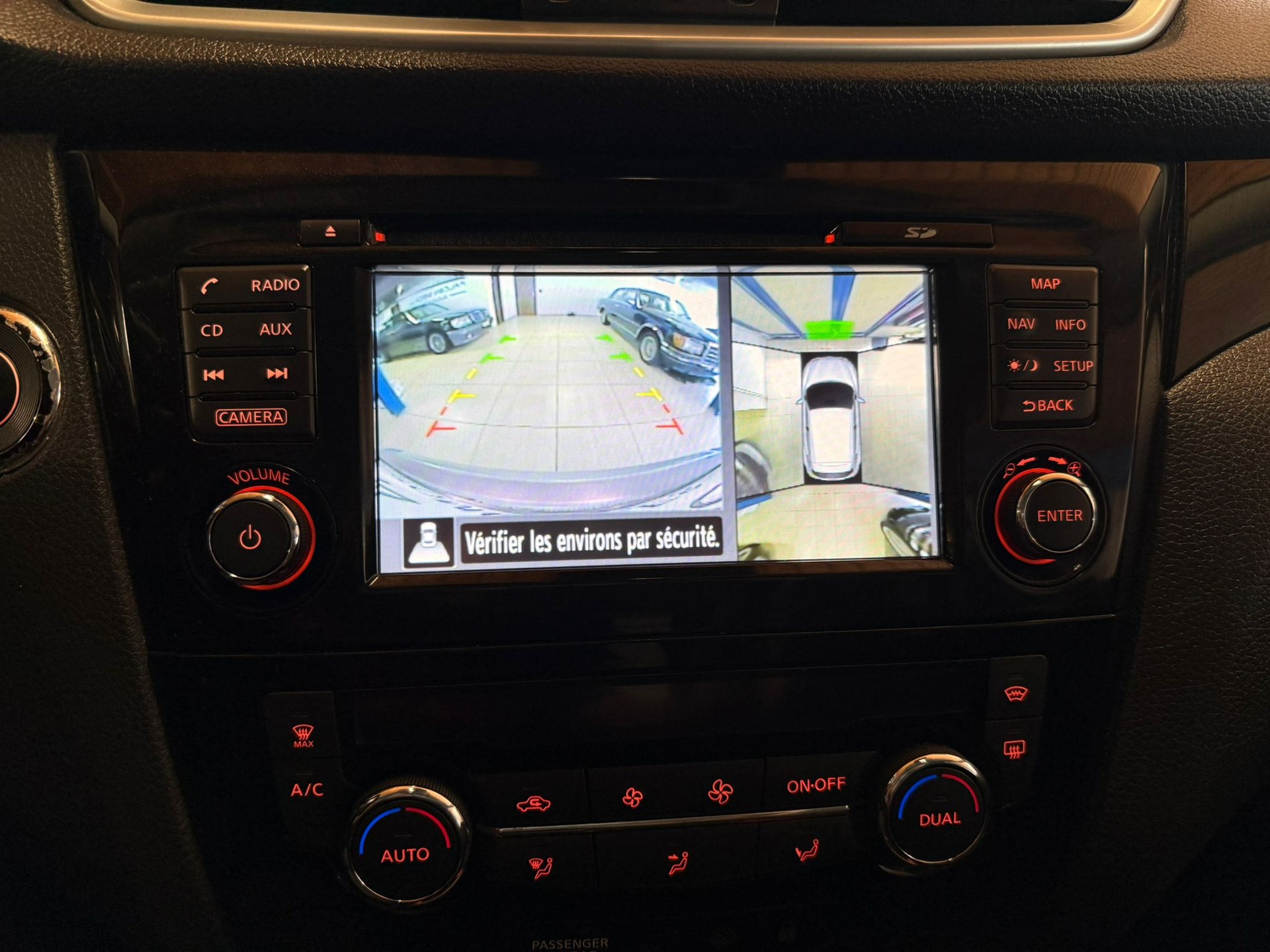 NISSAN Qashqai 1.6 dCi 360 4x4-image-12