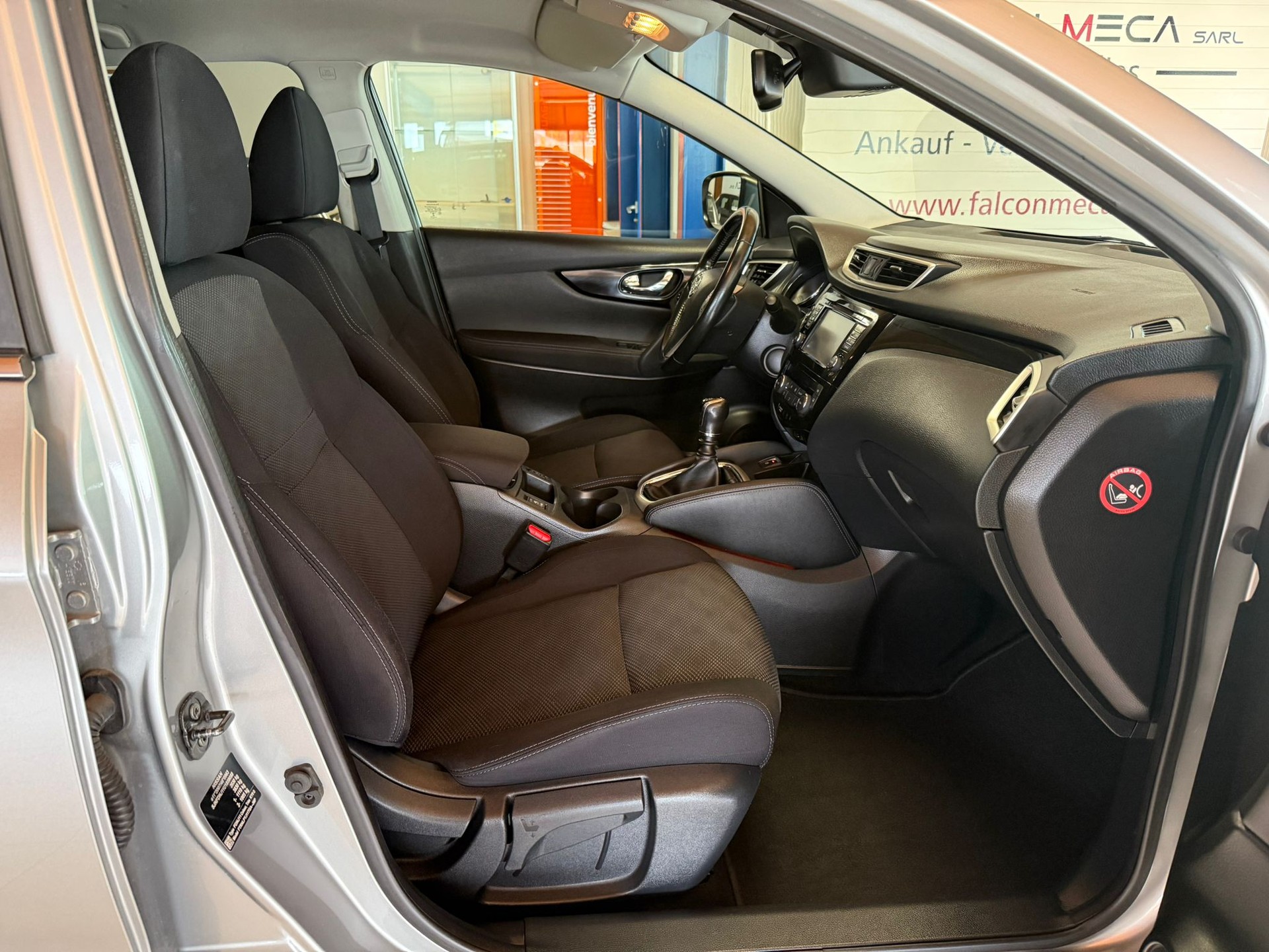 NISSAN Qashqai 1.6 dCi 360 4x4-image-14