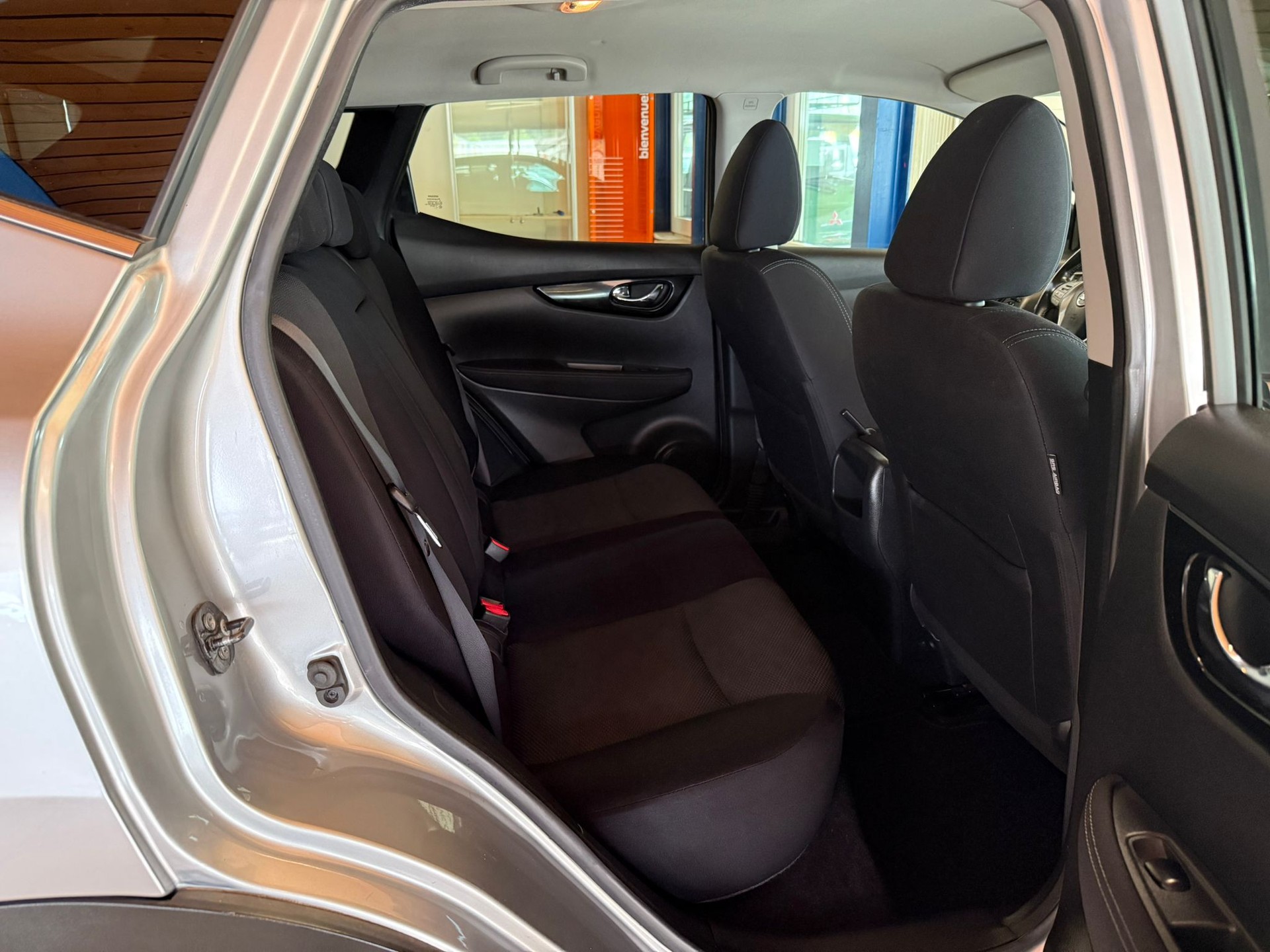 NISSAN Qashqai 1.6 dCi 360 4x4-image-15