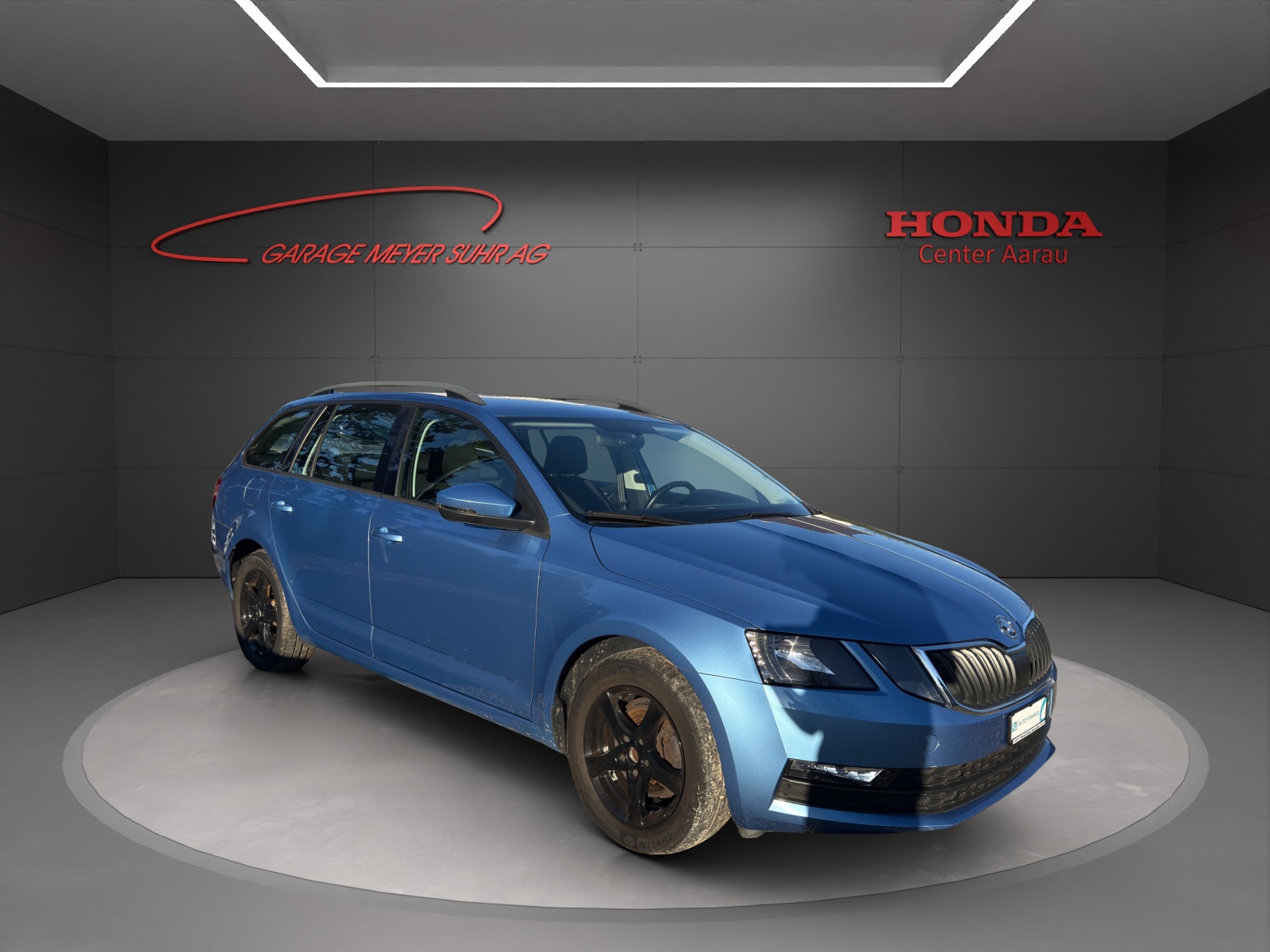 SKODA Octavia Combi 1.4 TSI G-TEC Ambition DSG-image-0