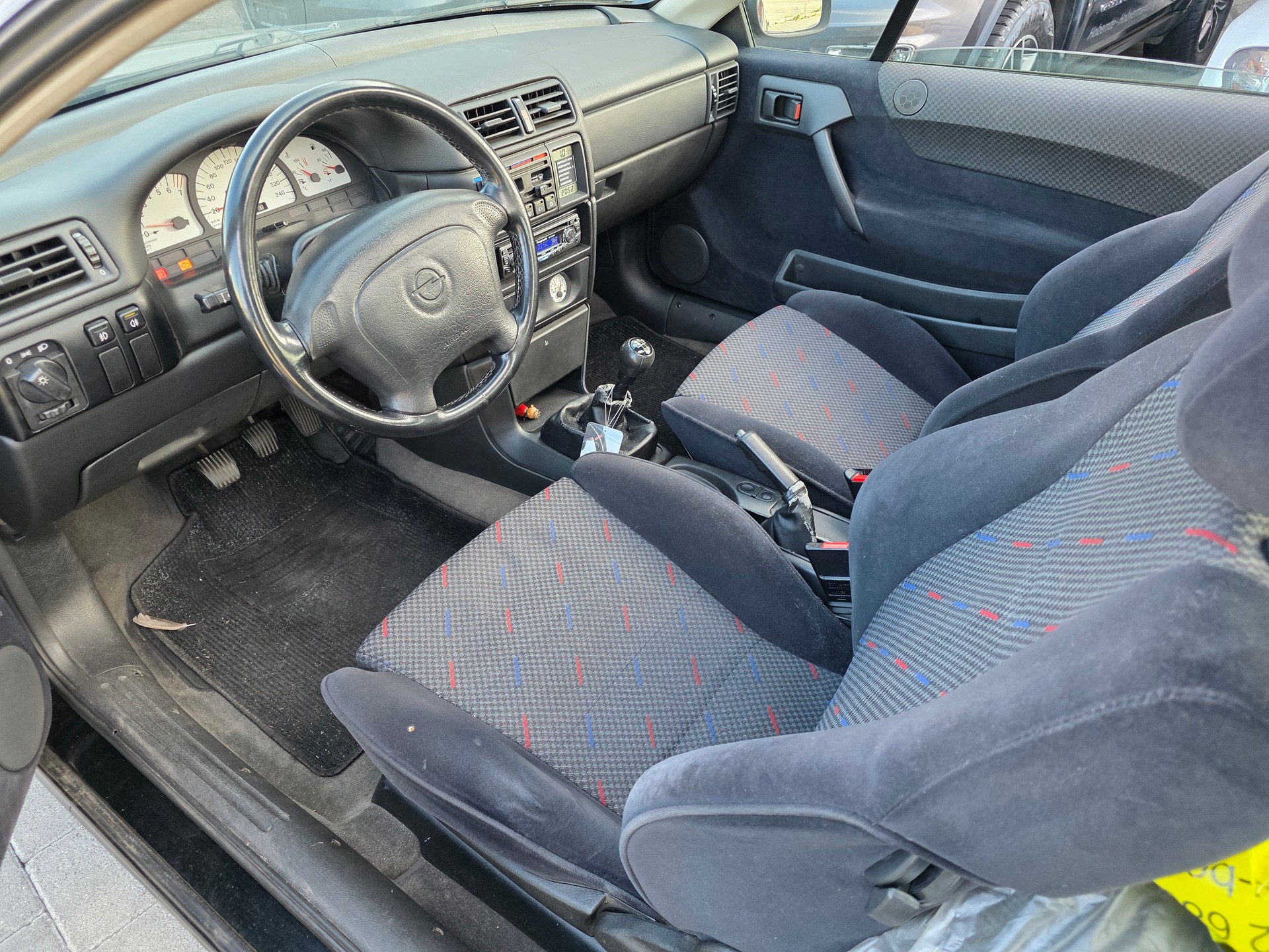 OPEL Calibra 2.0i 16V Aus Erster Hand/Aufpreis kann frischvorgeführt-image-5