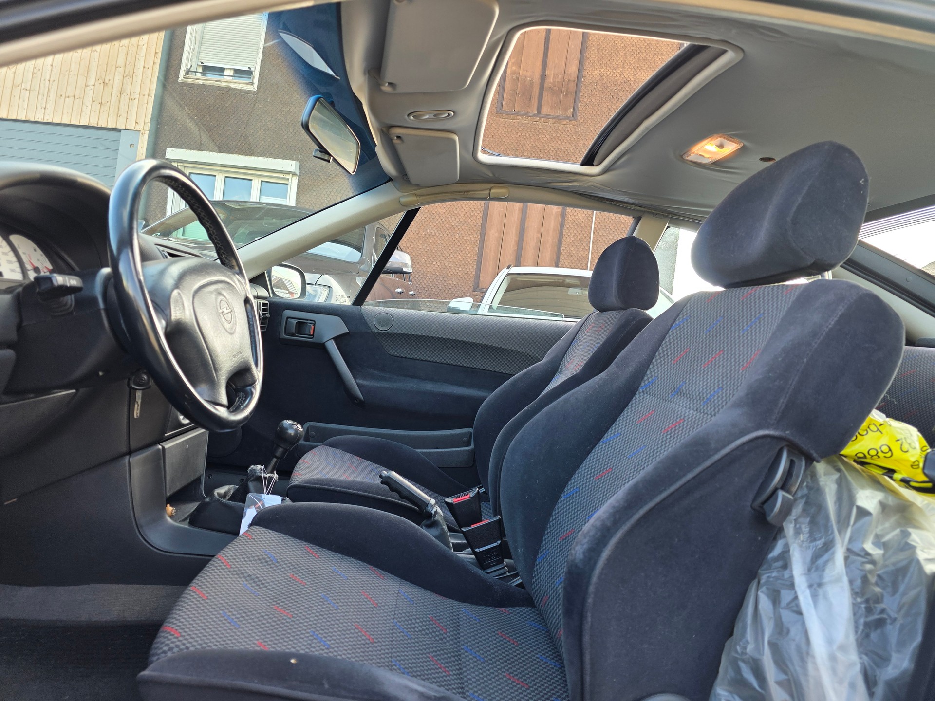 OPEL Calibra 2.0i 16V Aus Erster Hand/Aufpreis kann frischvorgeführt-image-13