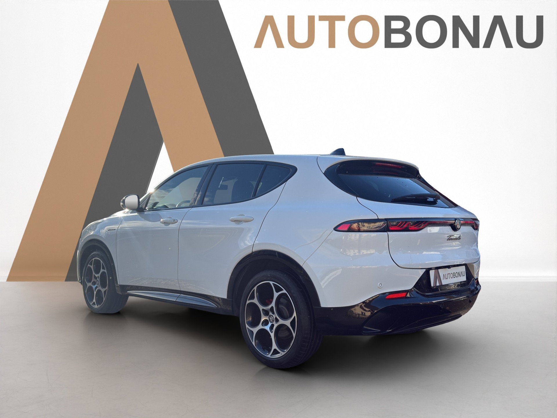 ALFA ROMEO Tonale 1.5 Veloce Premium-showroom-element-2