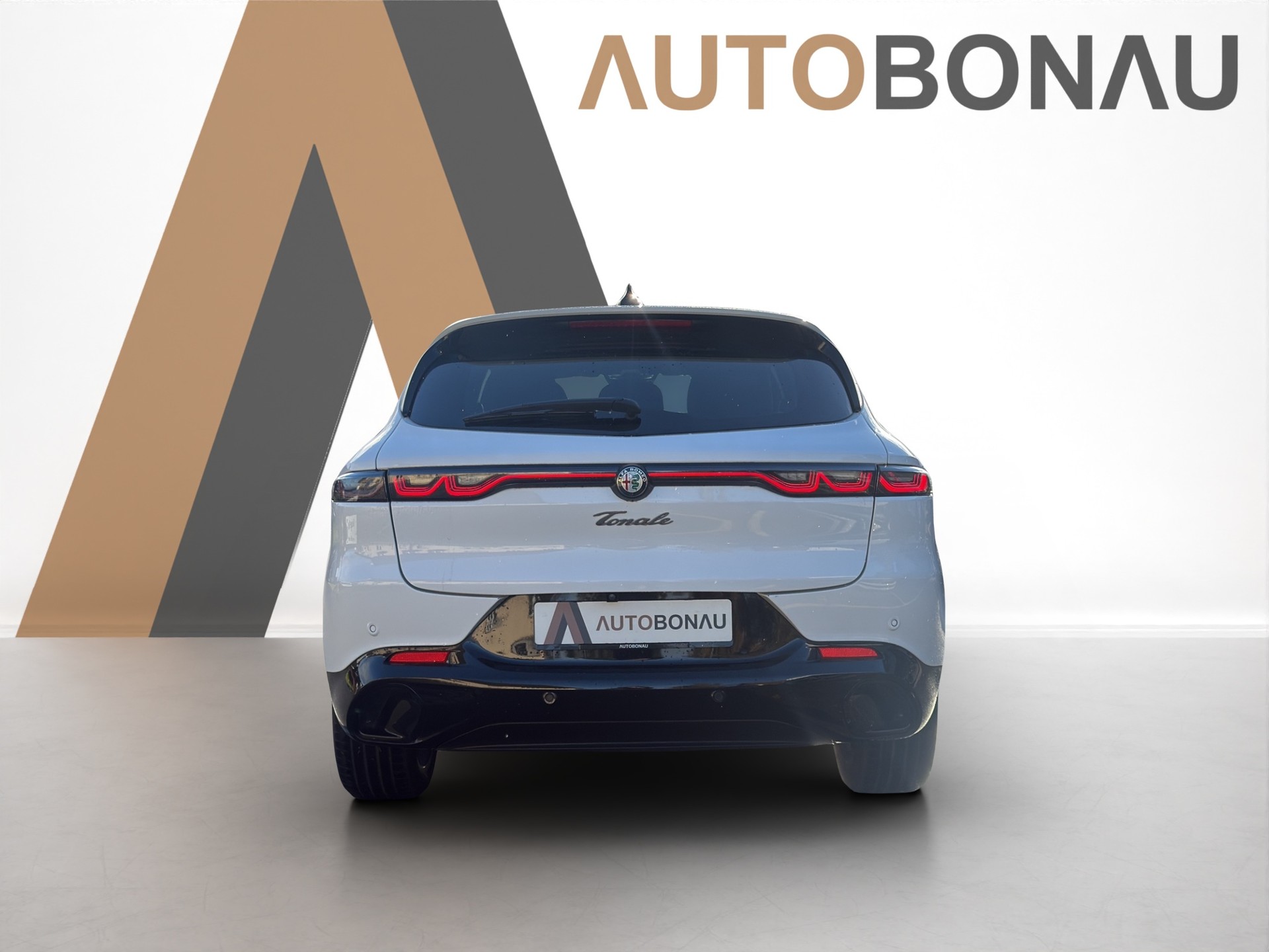 ALFA ROMEO Tonale 1.5 Veloce Premium-showroom-element-3