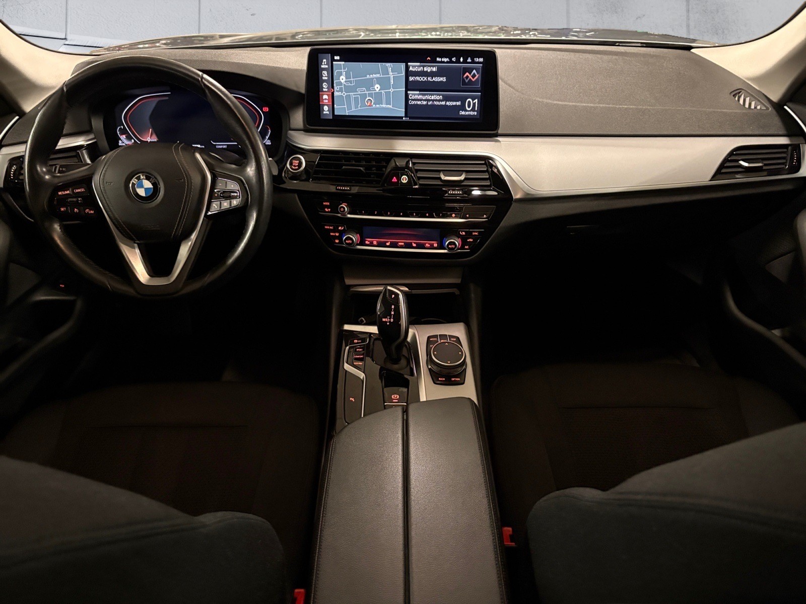 BMW 520d xDrive Micro-hybride 48V Touring Steptronic-image-11